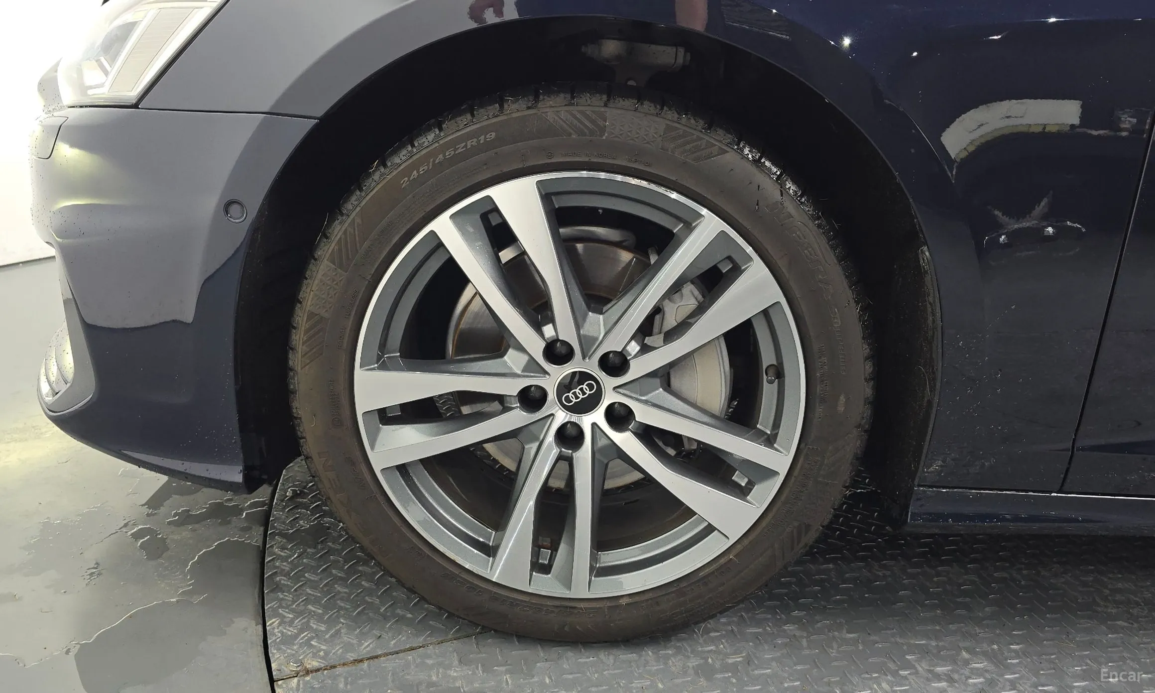 Audi A6 (C8) превью 5