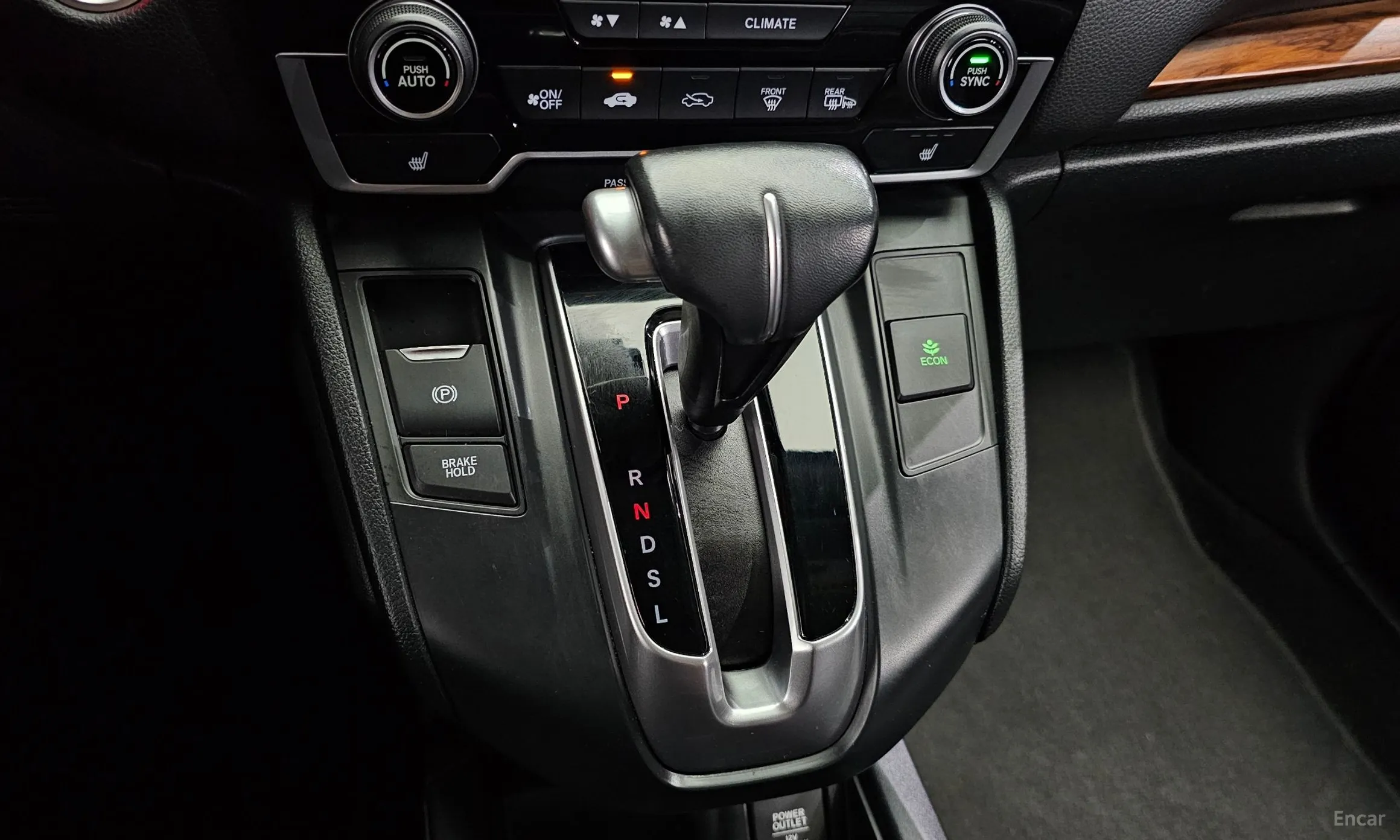 Honda CR-V 5th generation превью 9