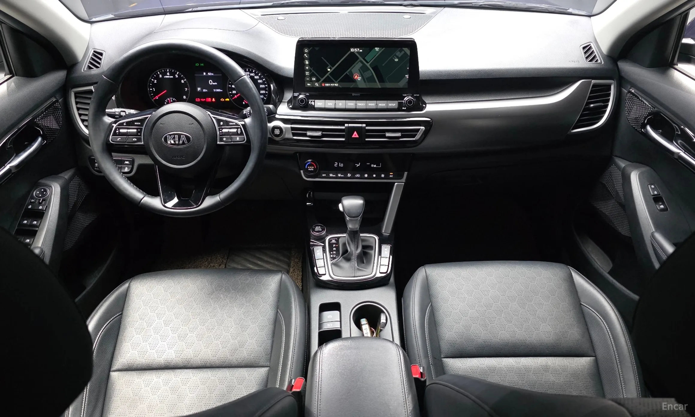 Kia Seltos превью 7
