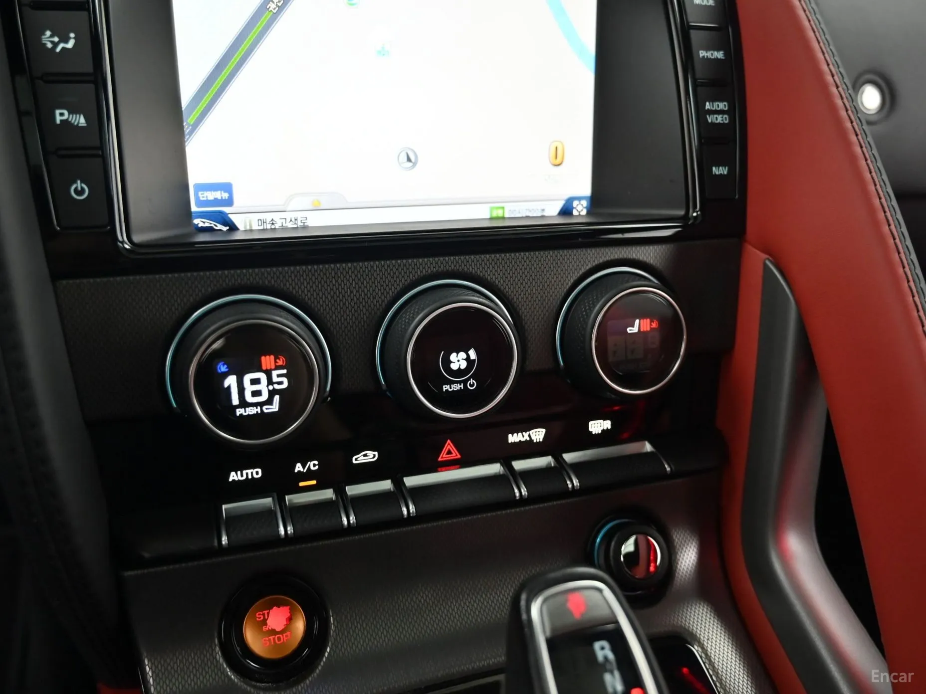 Jaguar F-TYPE превью 17