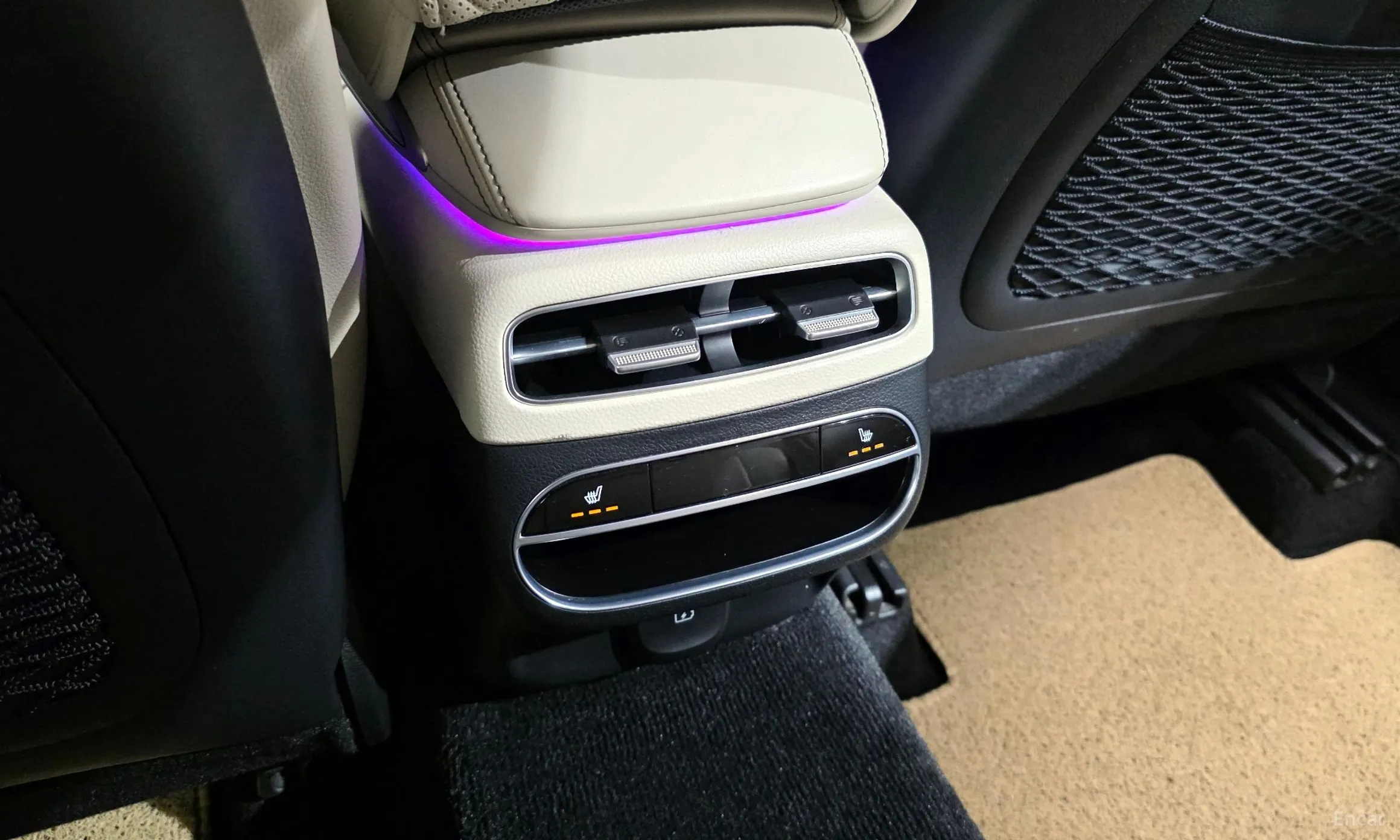 Genesis GV70 превью 19