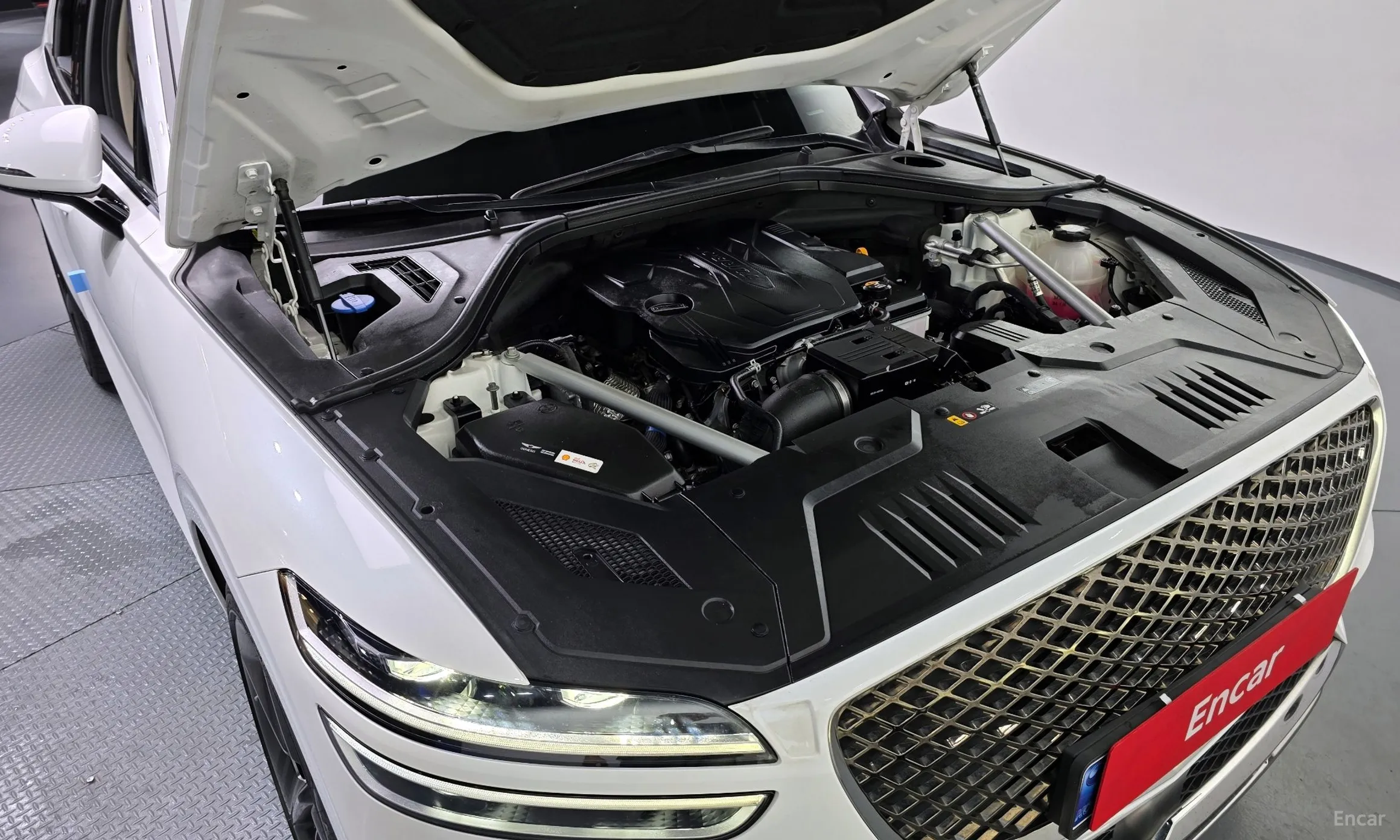 Genesis GV70 превью 6