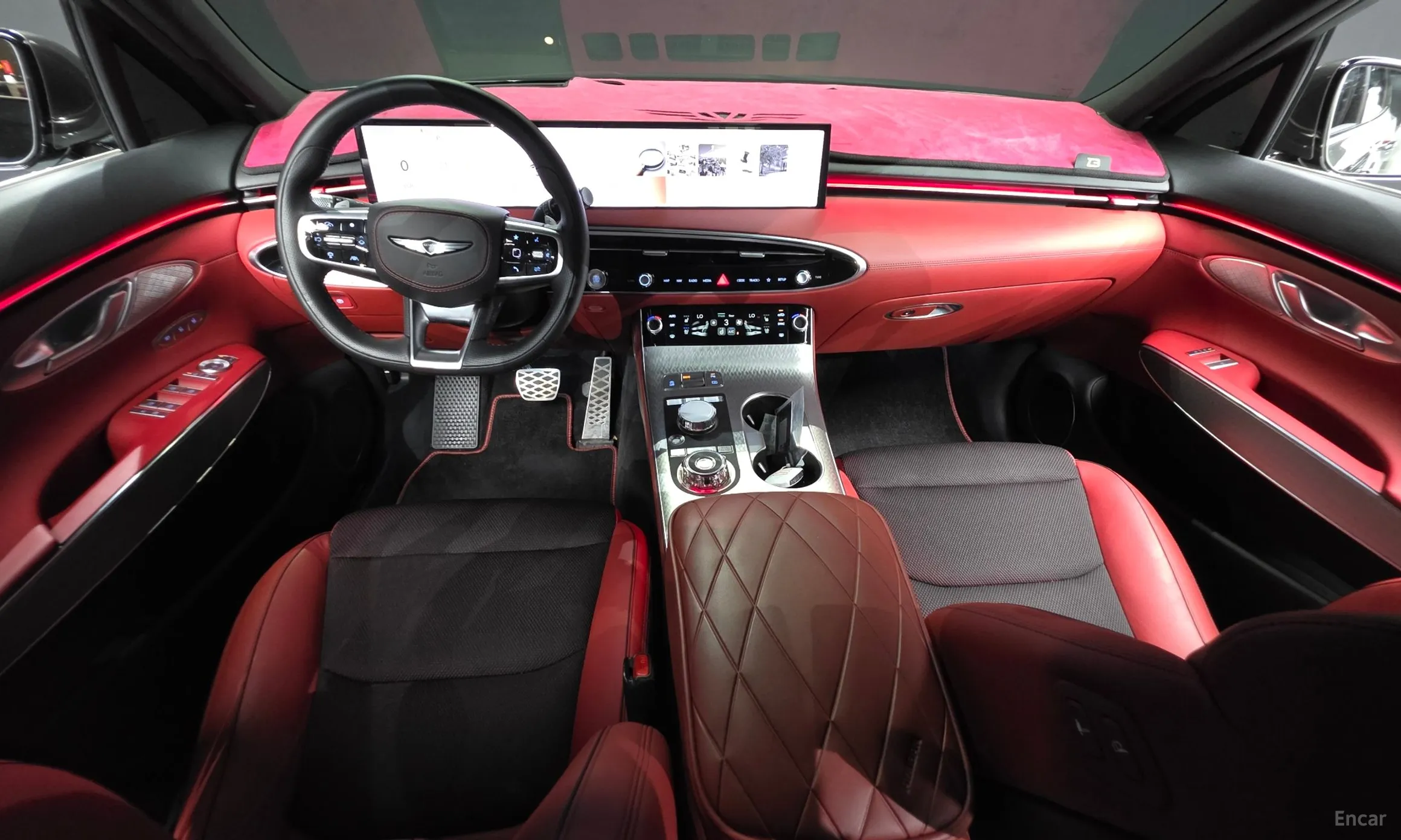 Genesis GV70 превью 7