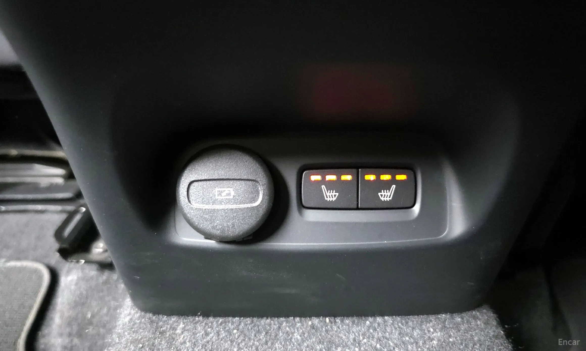 Volvo XC40 превью 19