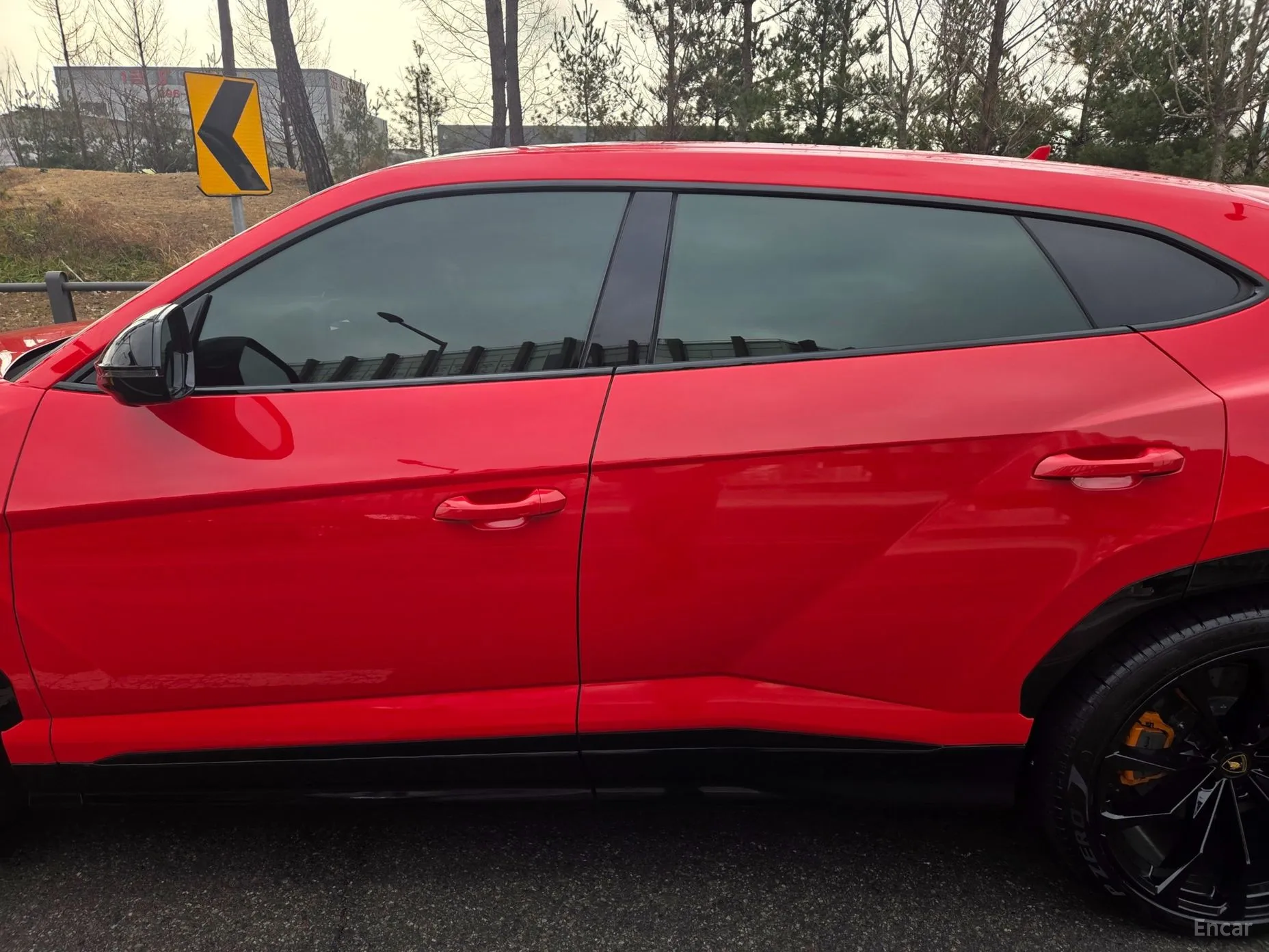 Lamborghini Urus превью 5