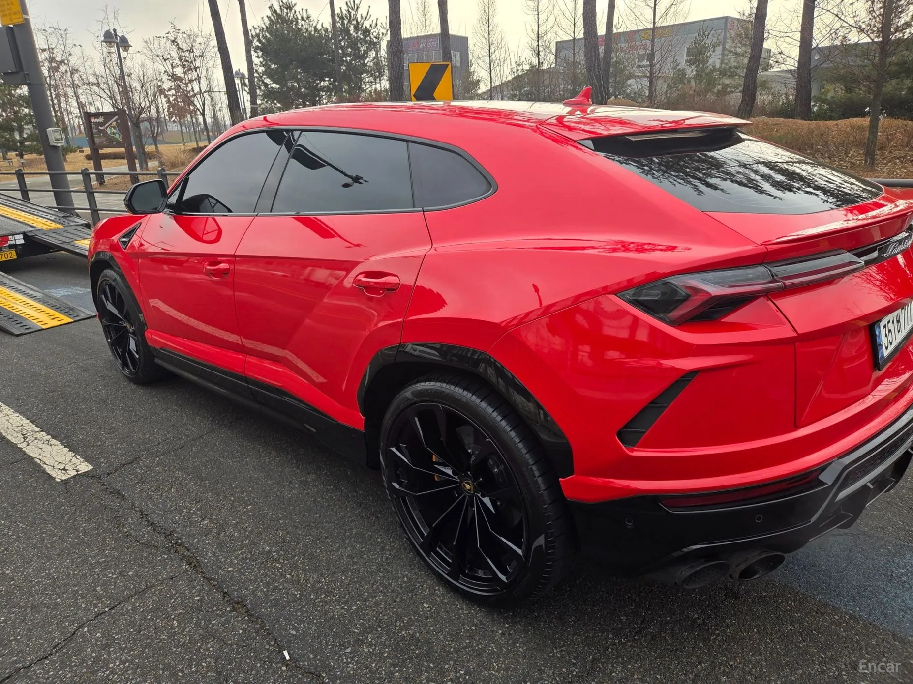 Lamborghini Urus превью 6