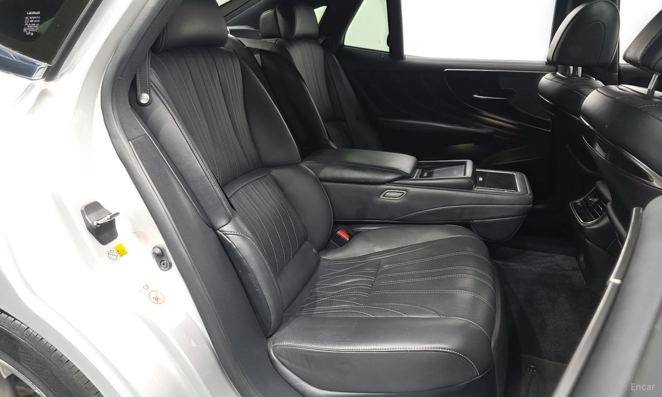 Lexus LS500 5th Generation превью 12