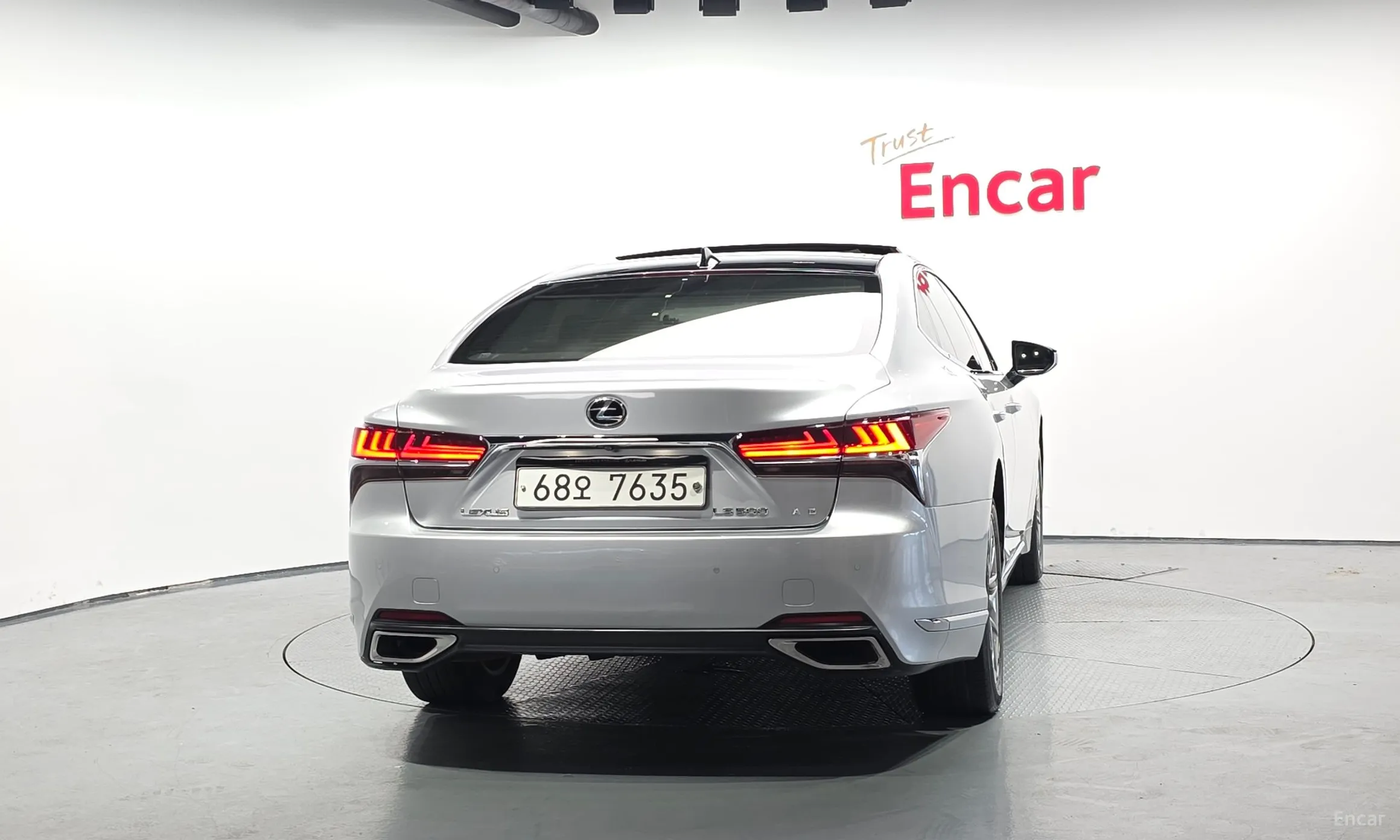 Lexus LS500 5th Generation превью 4
