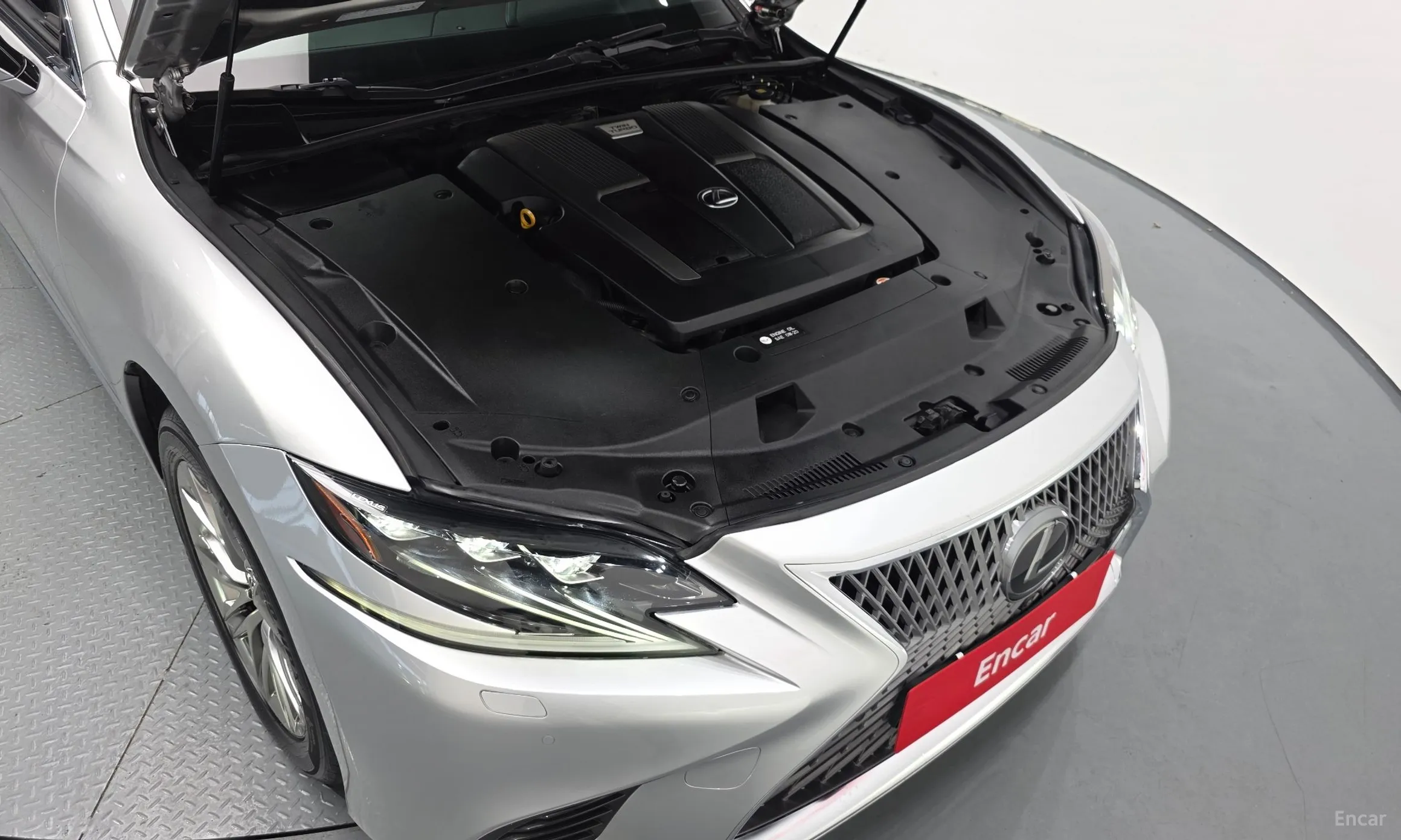 Lexus LS500 5th Generation превью 6