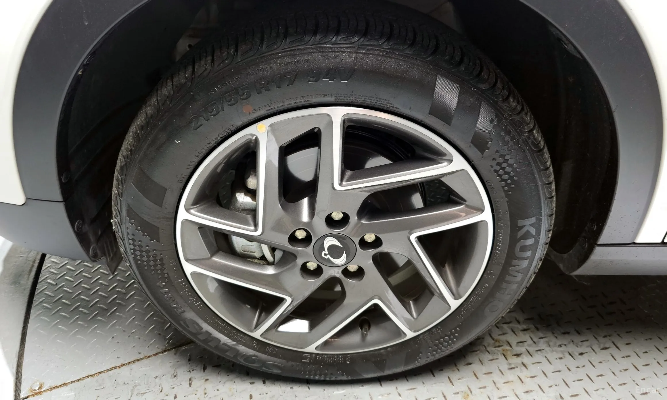 KG Mobility (SsangYong) Tivoli превью 5