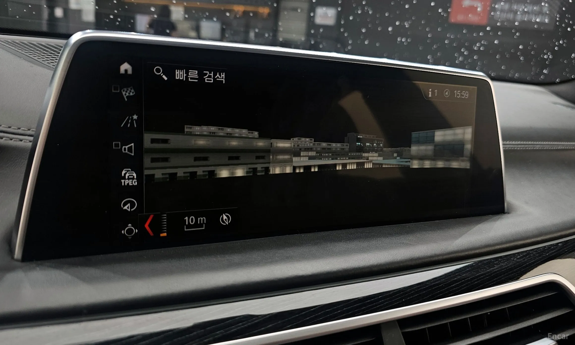 BMW 7 Series (G11) превью 15