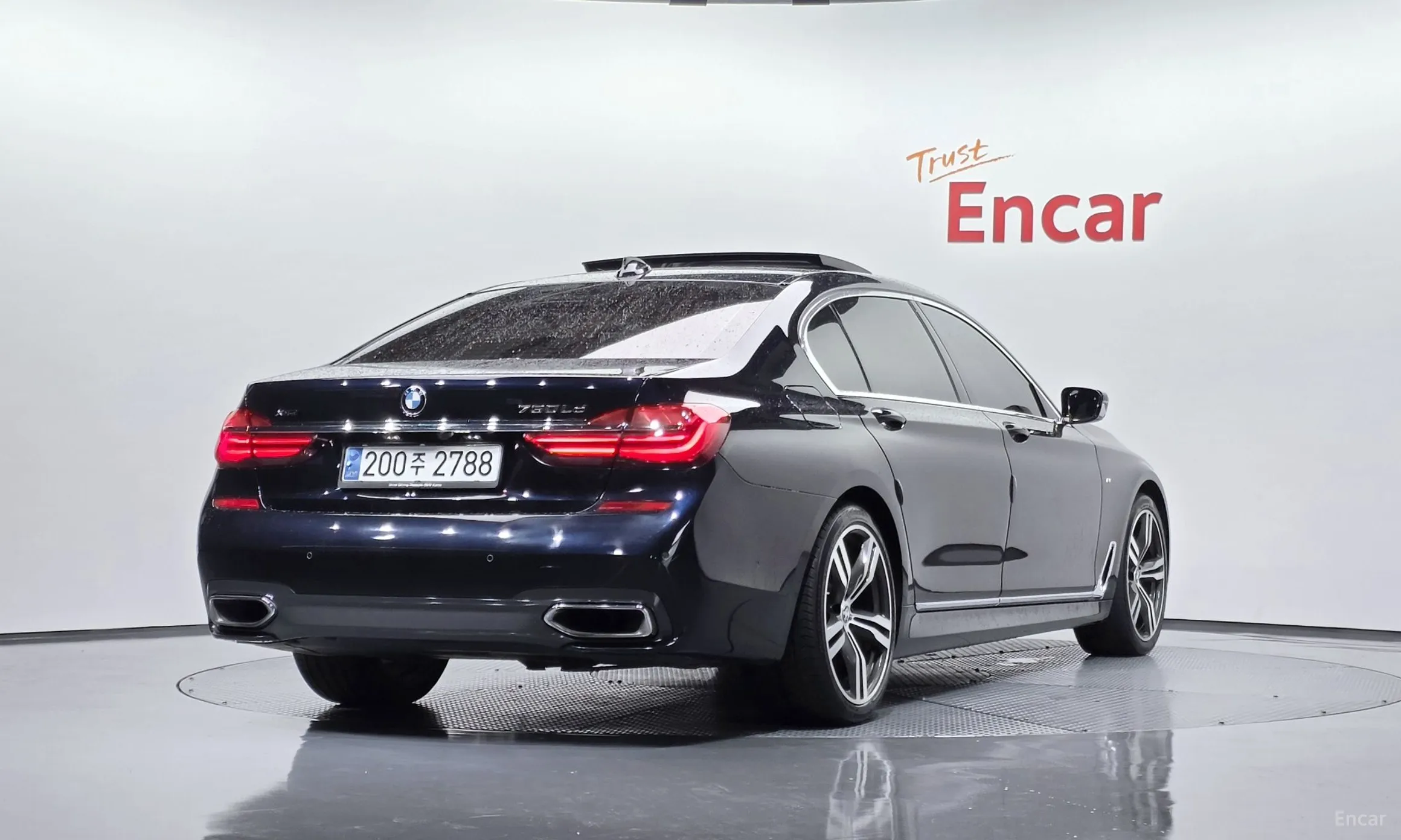 BMW 7 Series (G11)