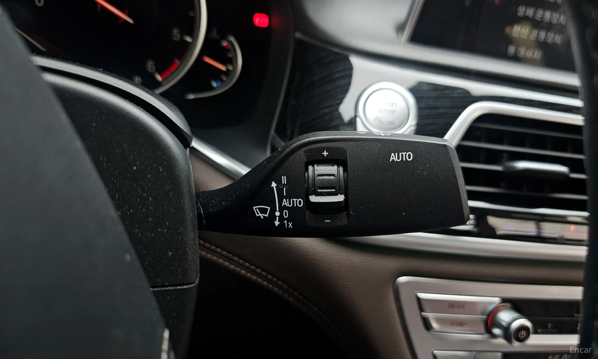 BMW 7 Series (G11) превью 20