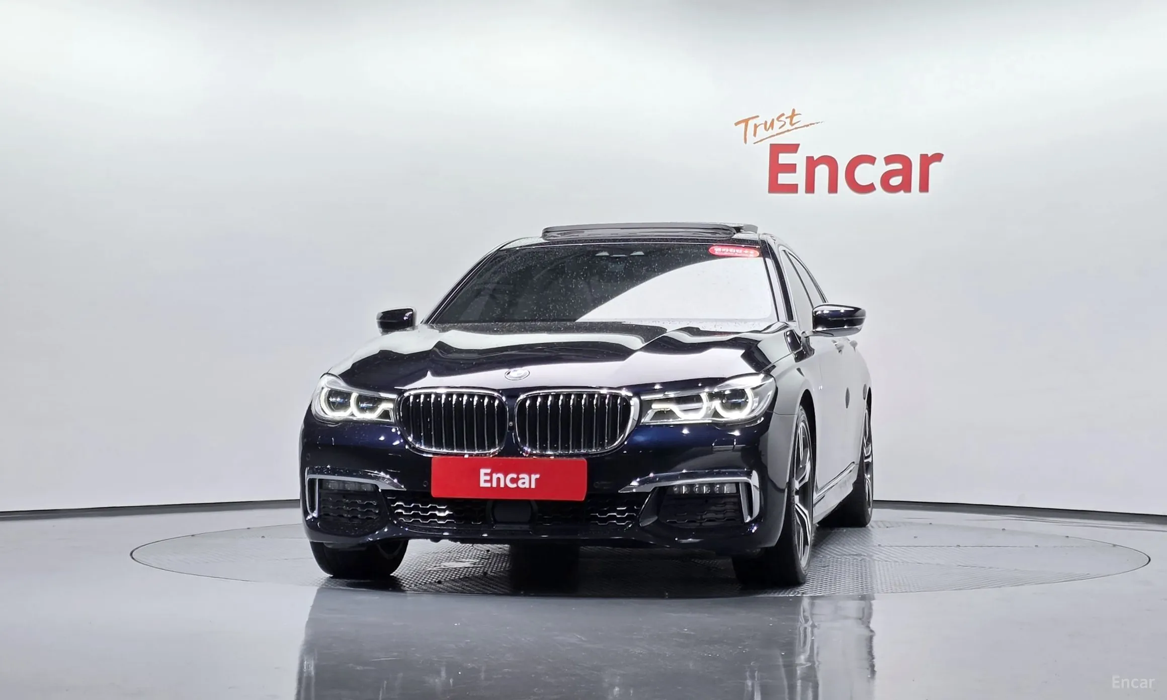 BMW 7 Series (G11) превью 3