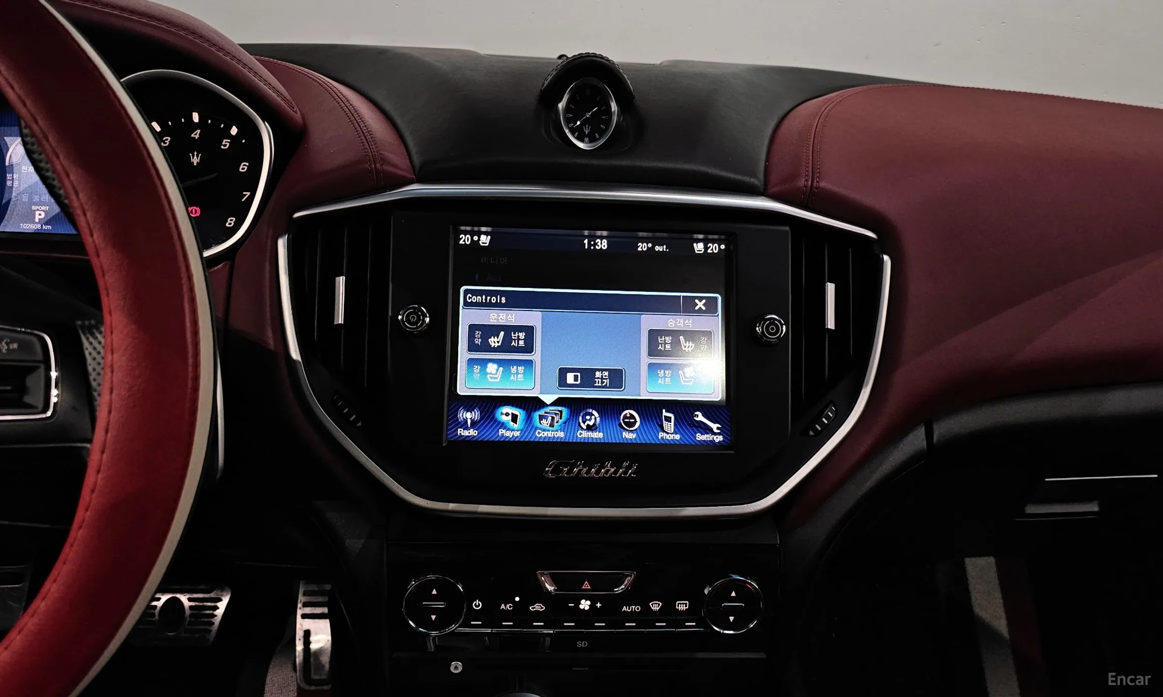 Maserati Ghibli превью 16