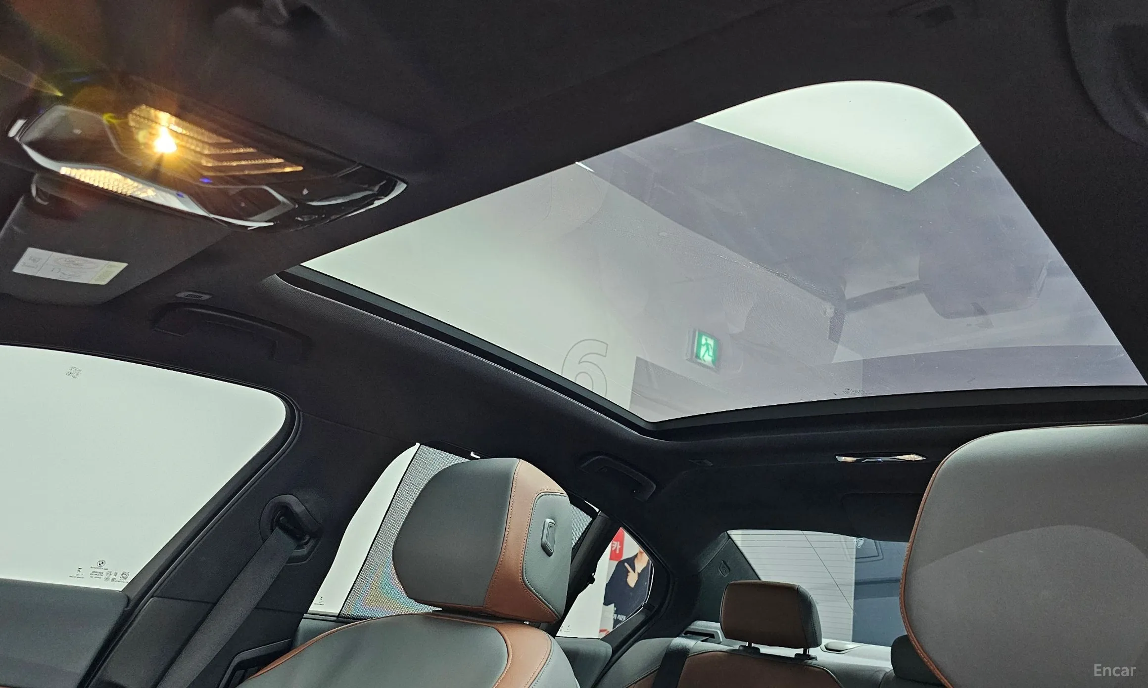 BMW 5 Series (G60) превью 16