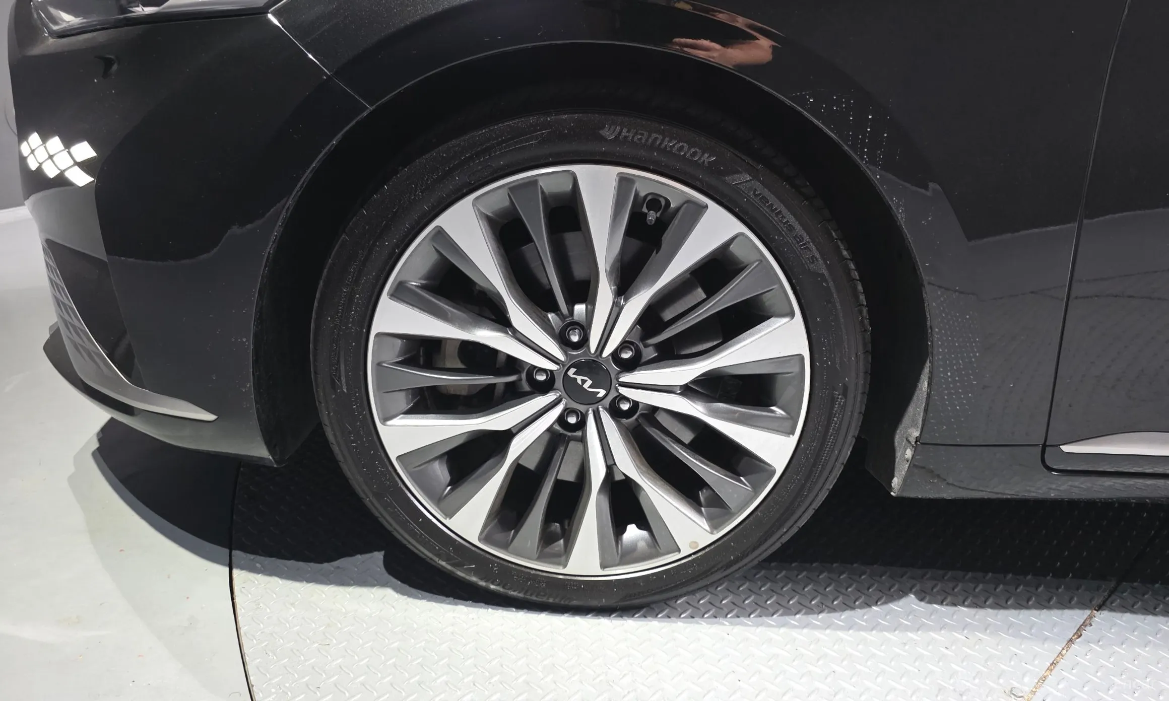 Kia K8 превью 5