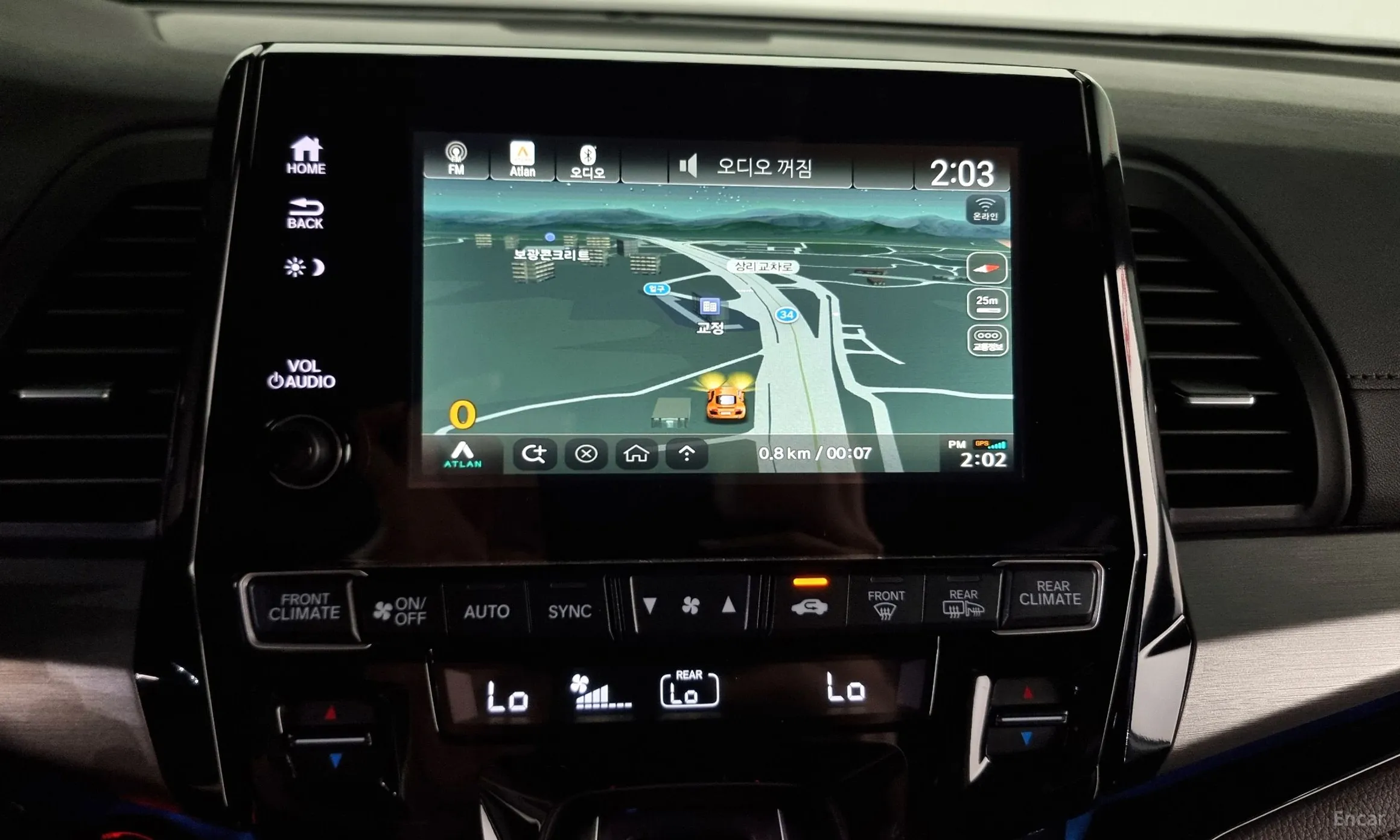 Honda Odyssey превью 12