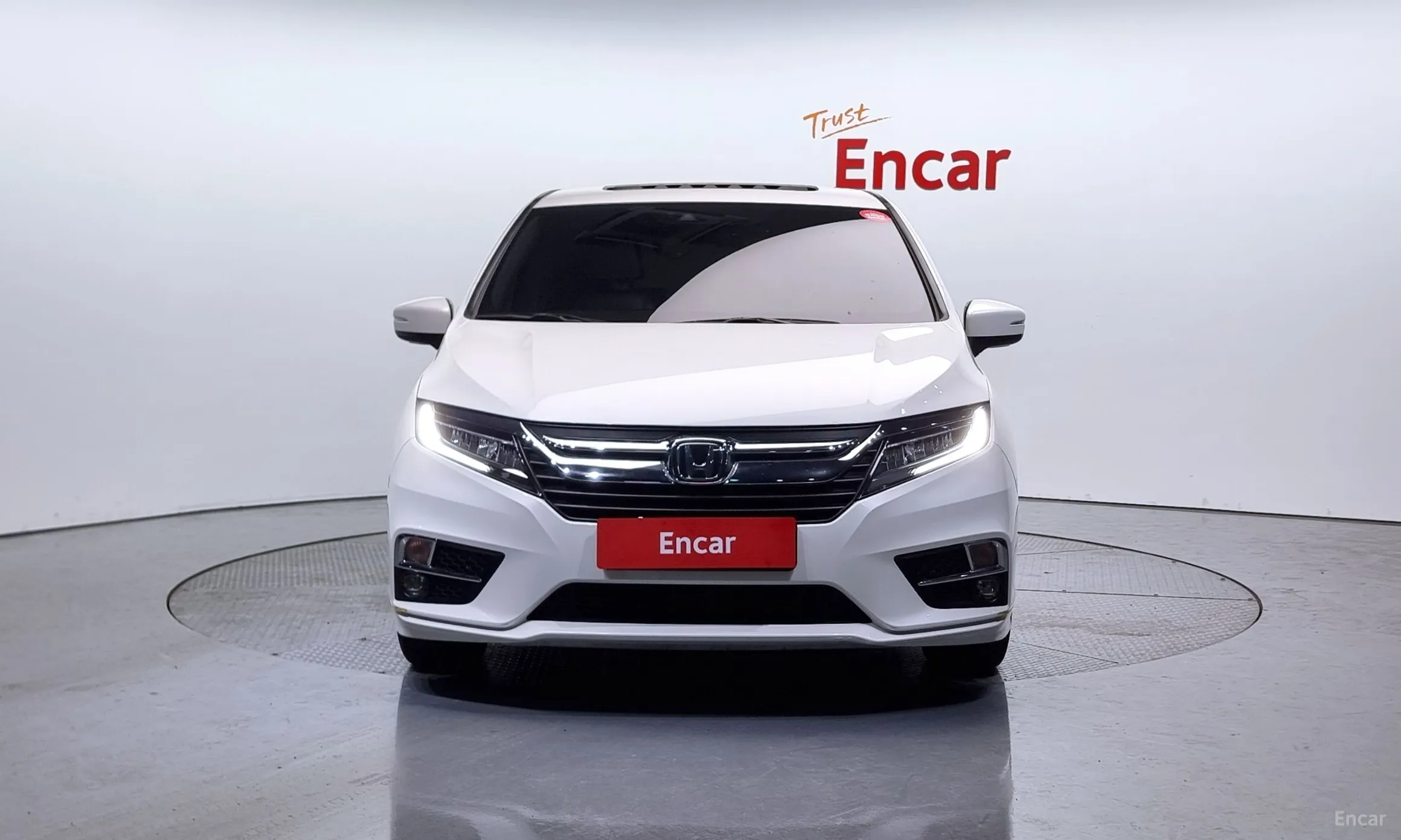 Honda Odyssey превью 3