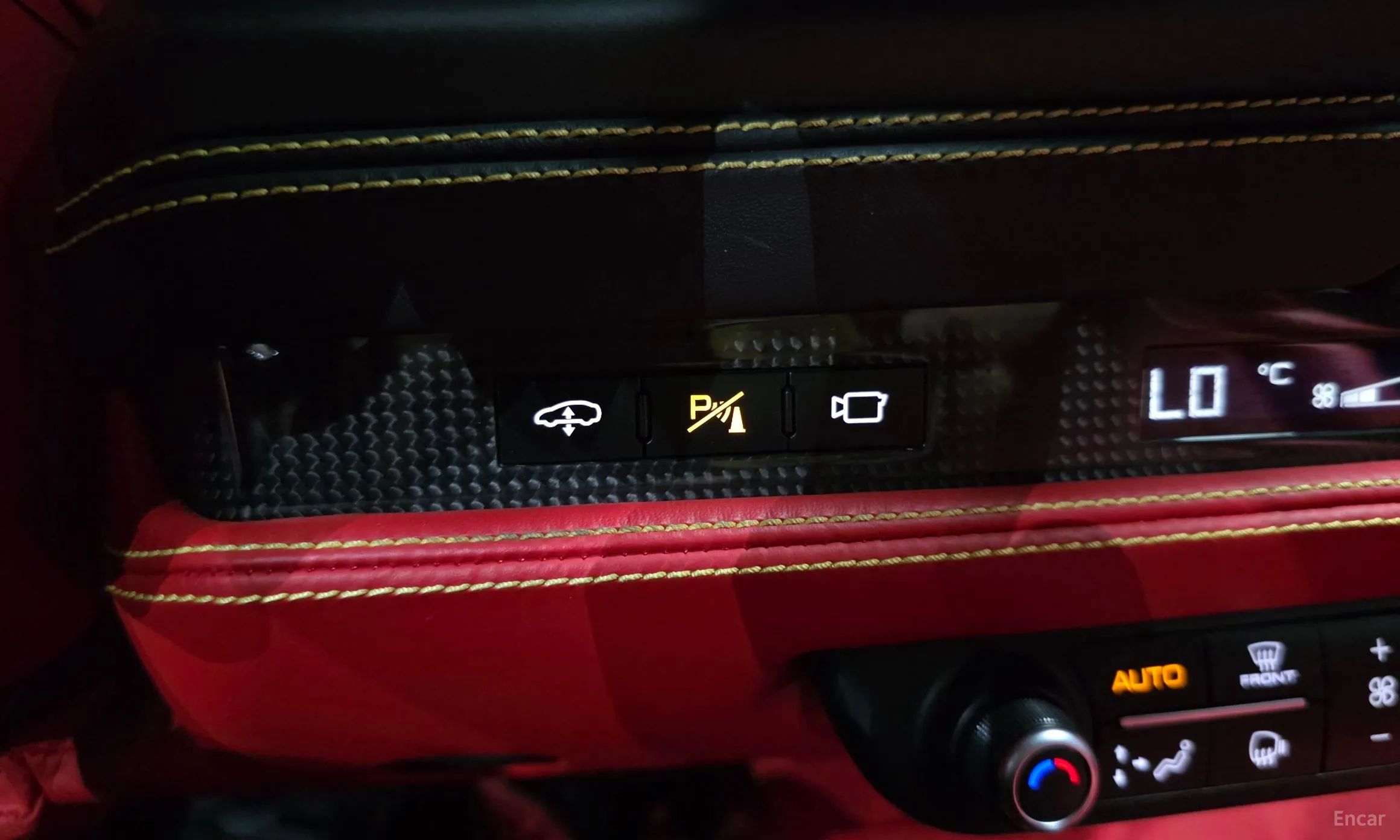 Ferrari F8 Tributo превью 16