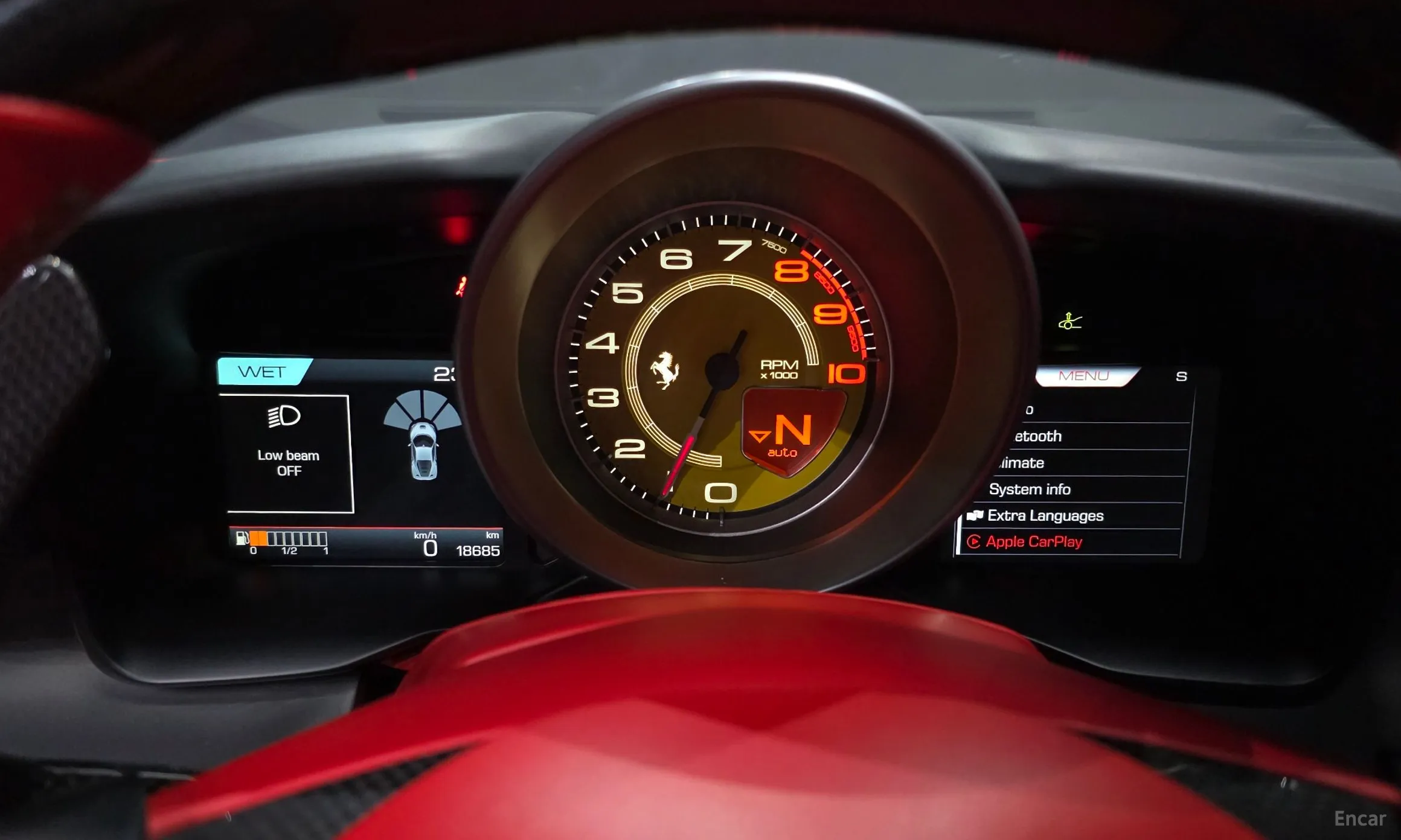 Ferrari F8 Tributo превью 8