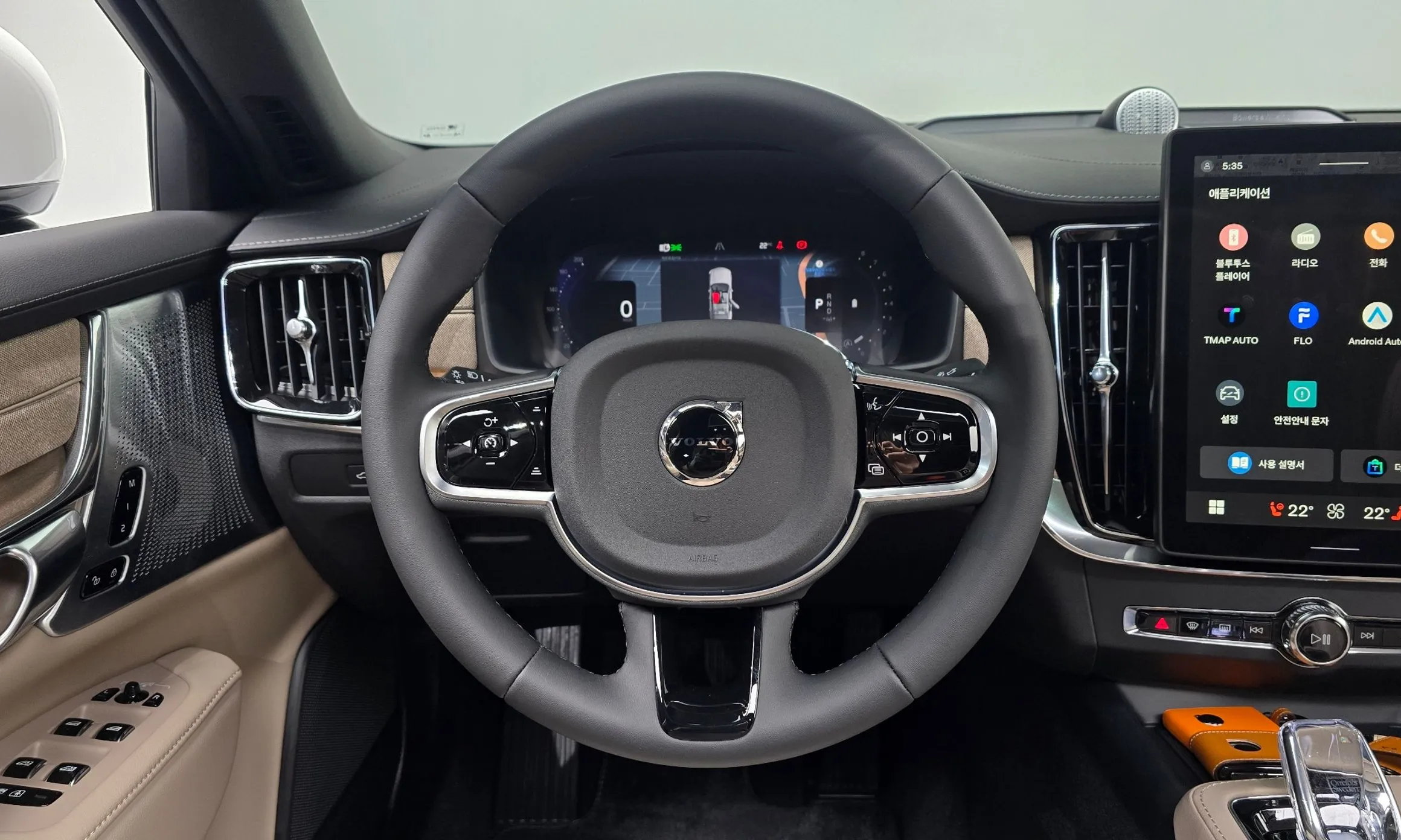 Volvo S90 превью 13