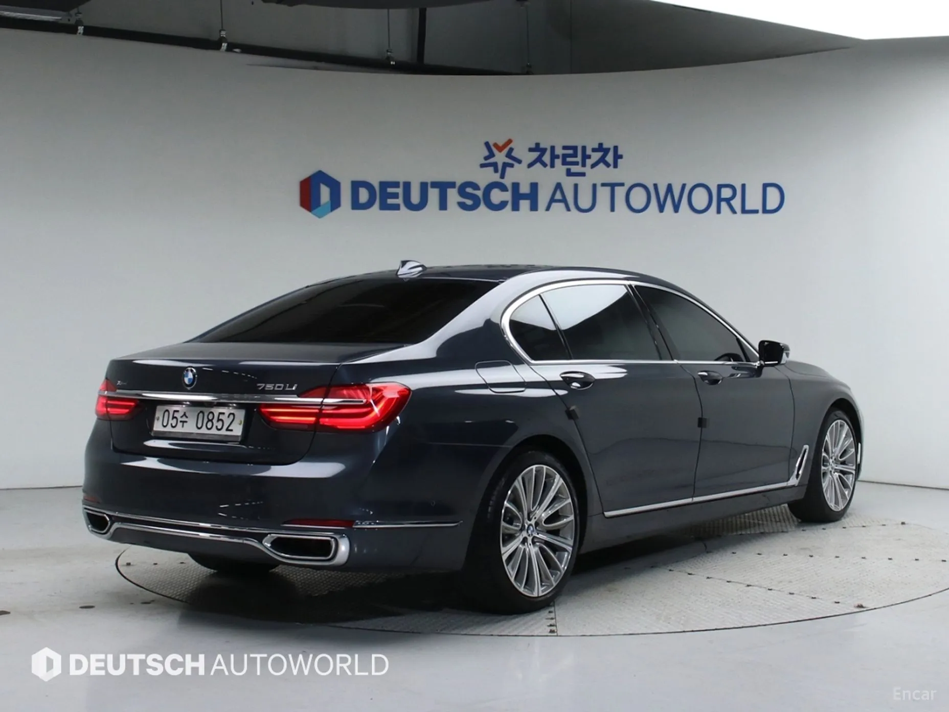 BMW 7 Series (G11)