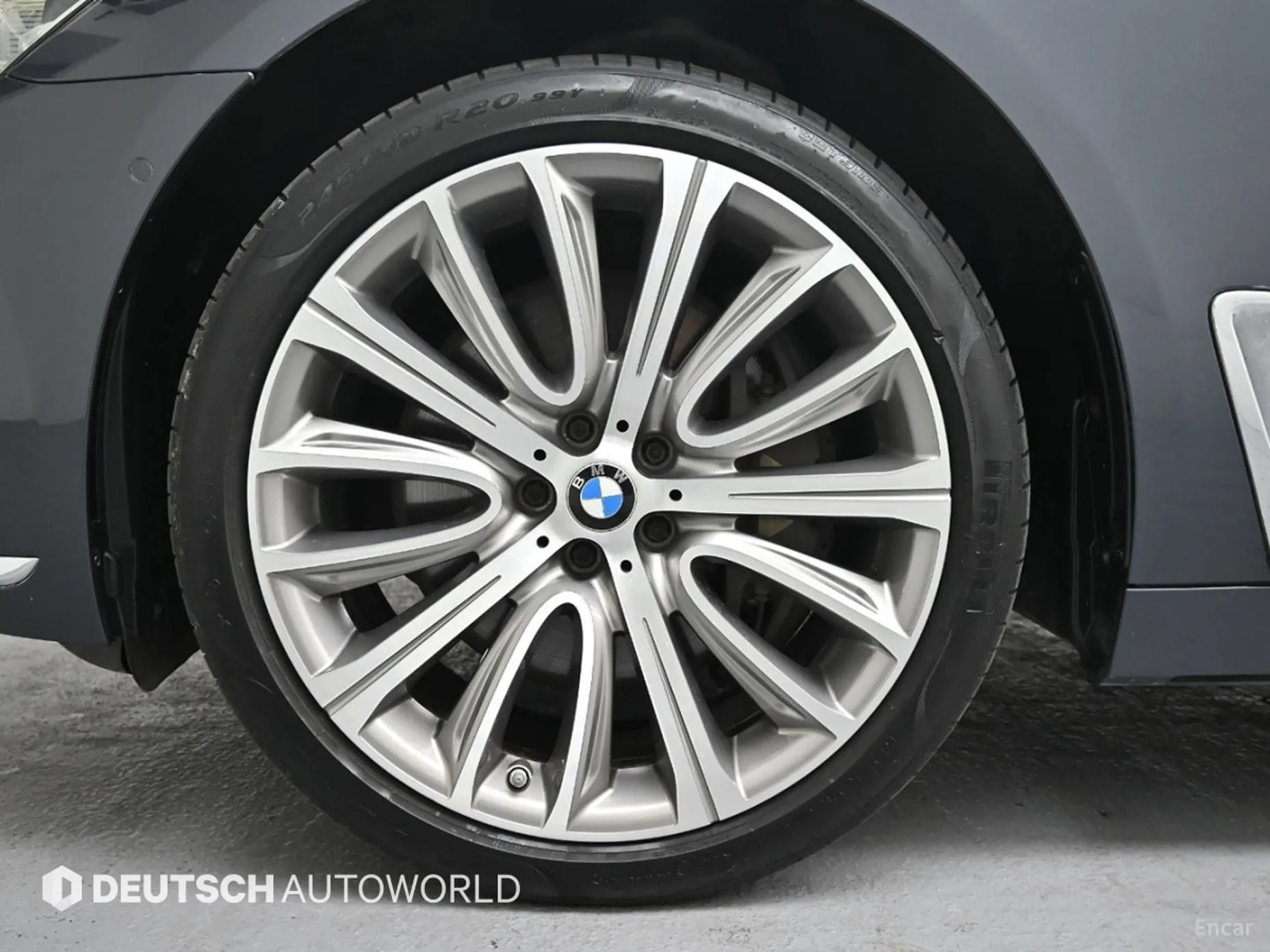 BMW 7 Series (G11) превью 5