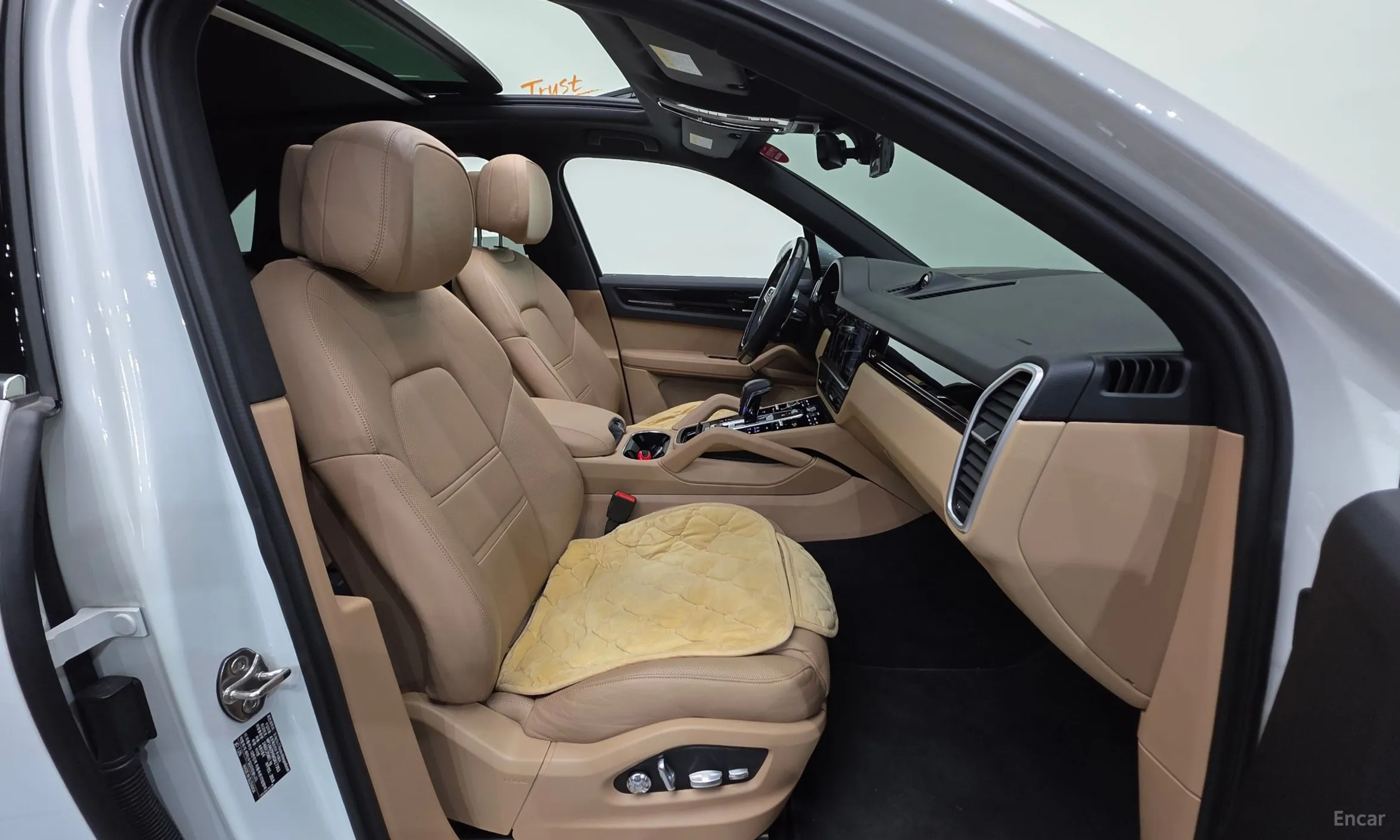 Porsche Cayenne (PO536) превью 10