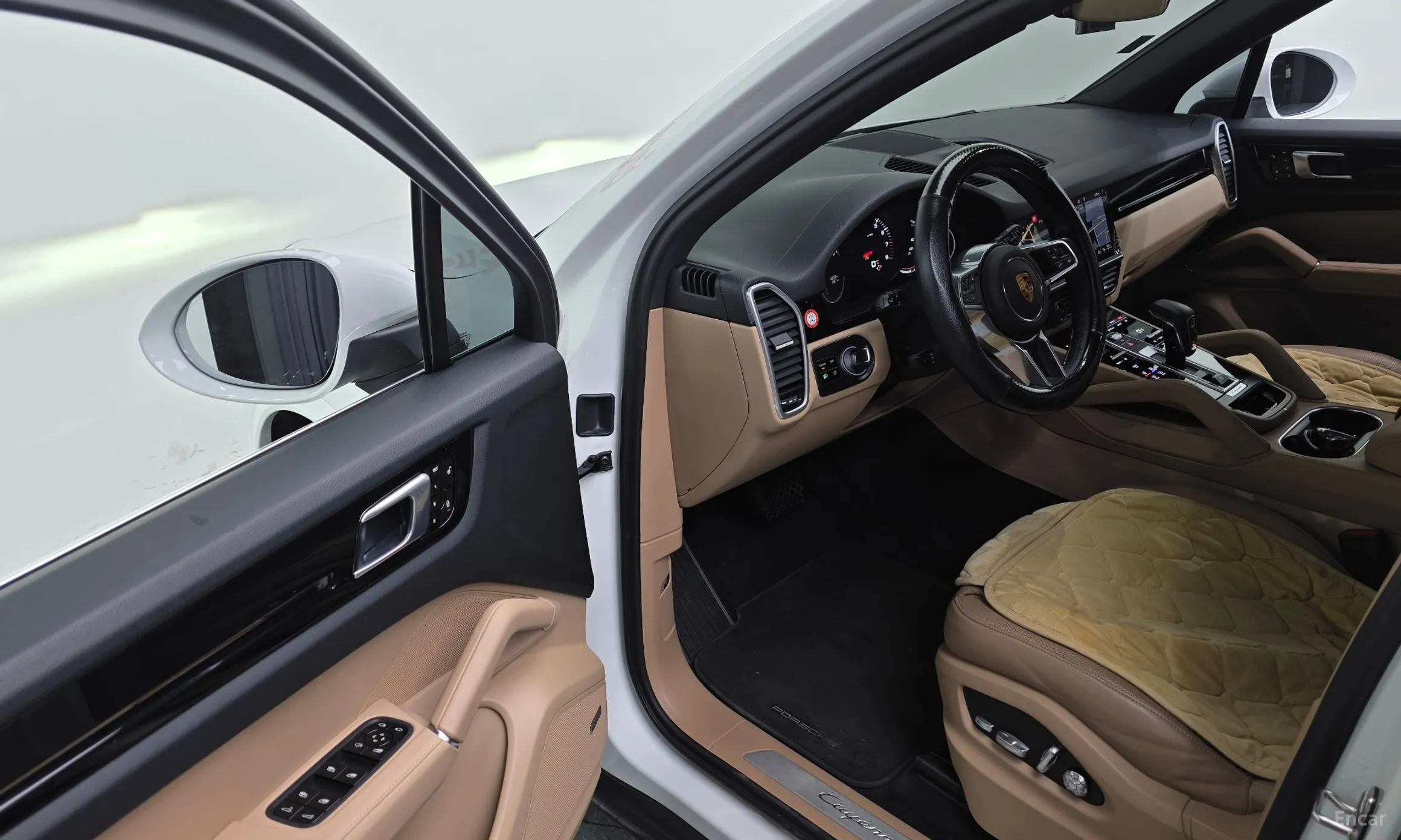 Porsche Cayenne (PO536) превью 12