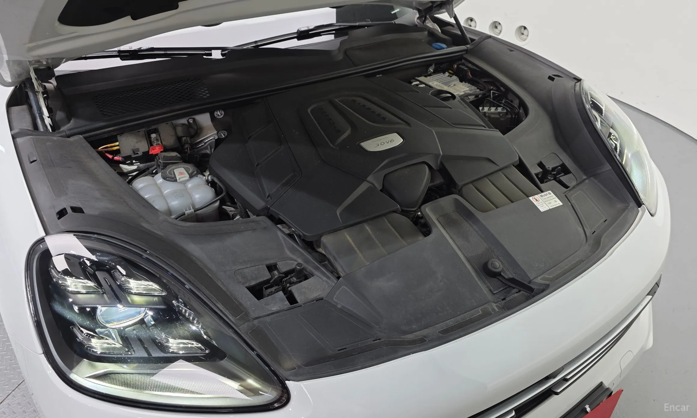 Porsche Cayenne (PO536) превью 6