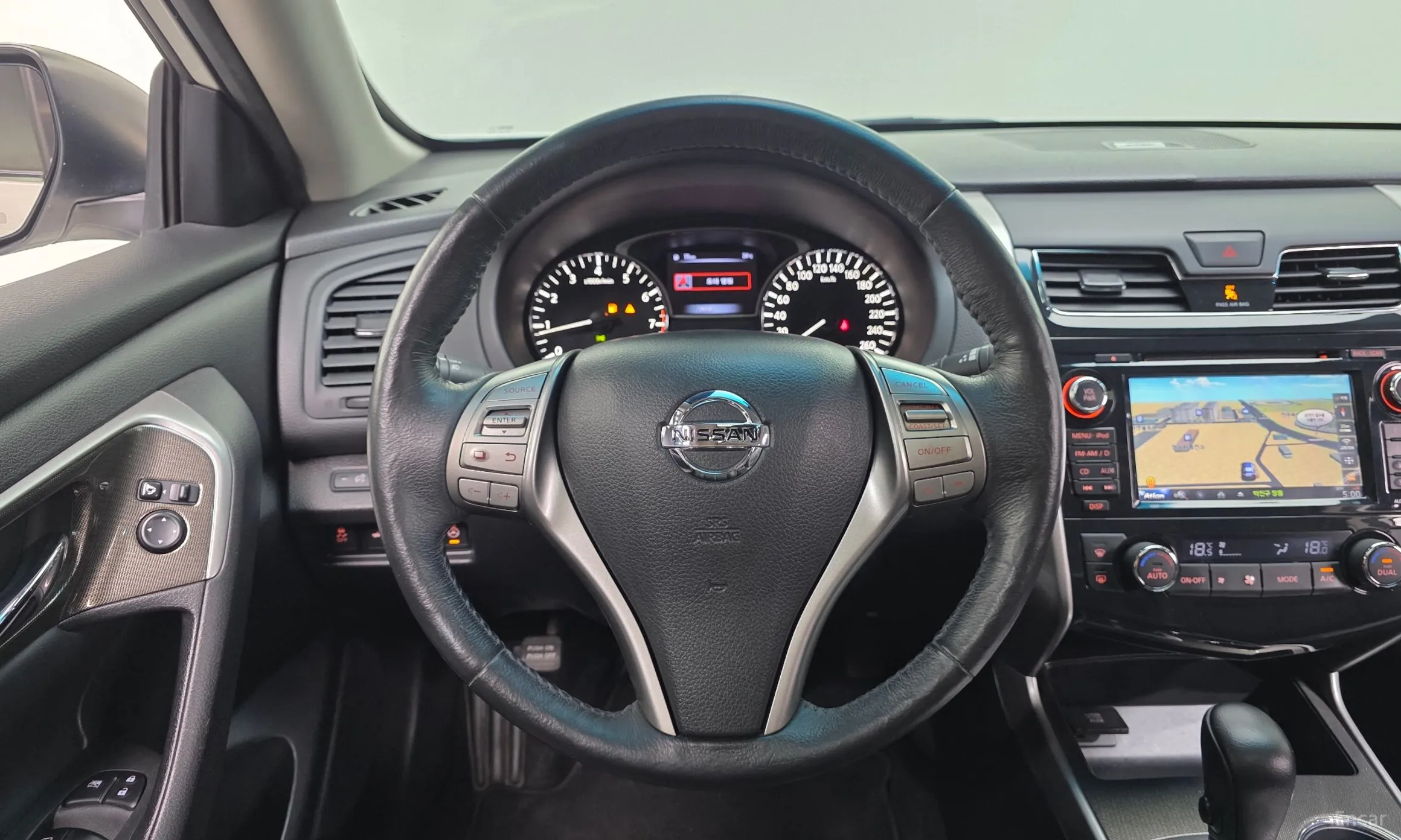 Nissan Altima превью 17
