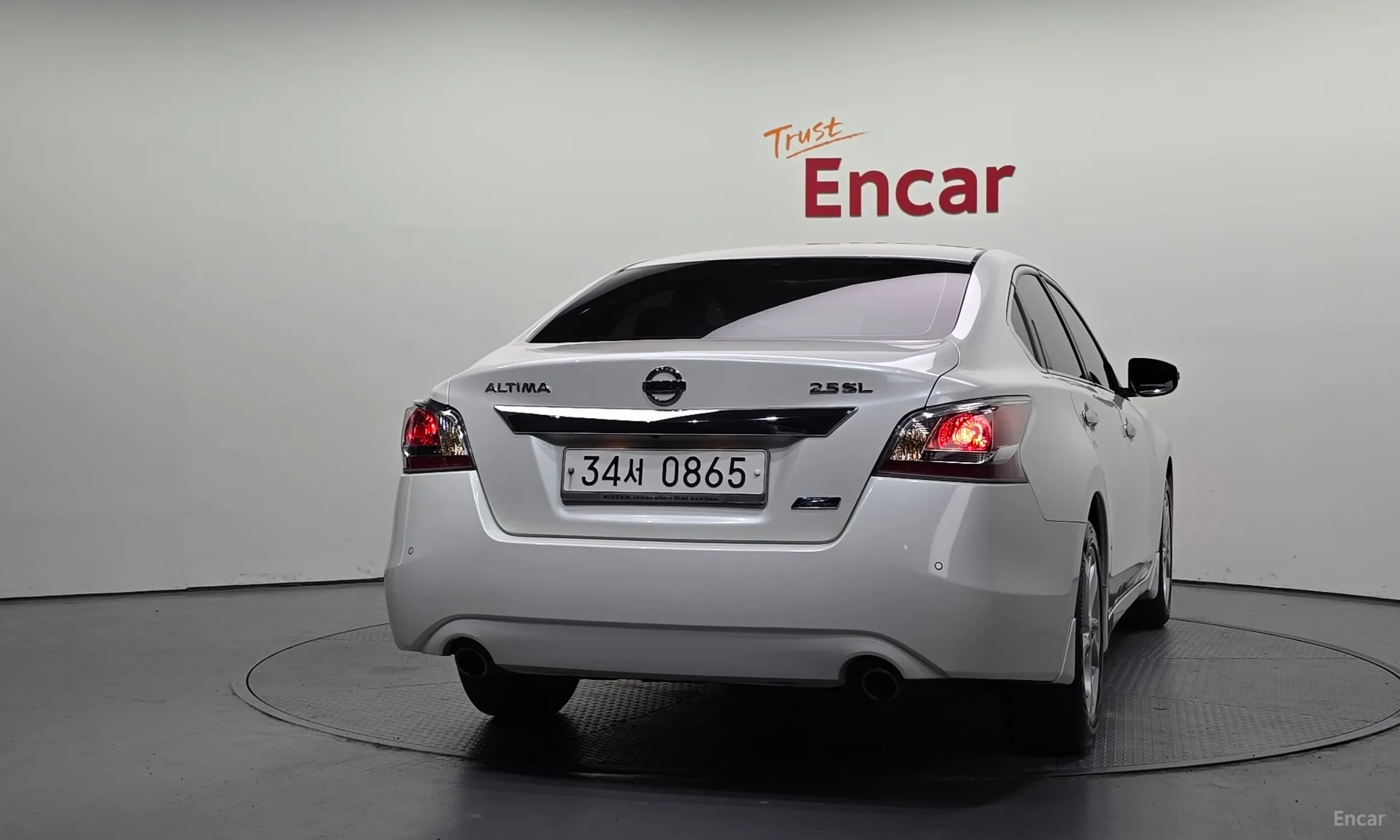Nissan Altima превью 4