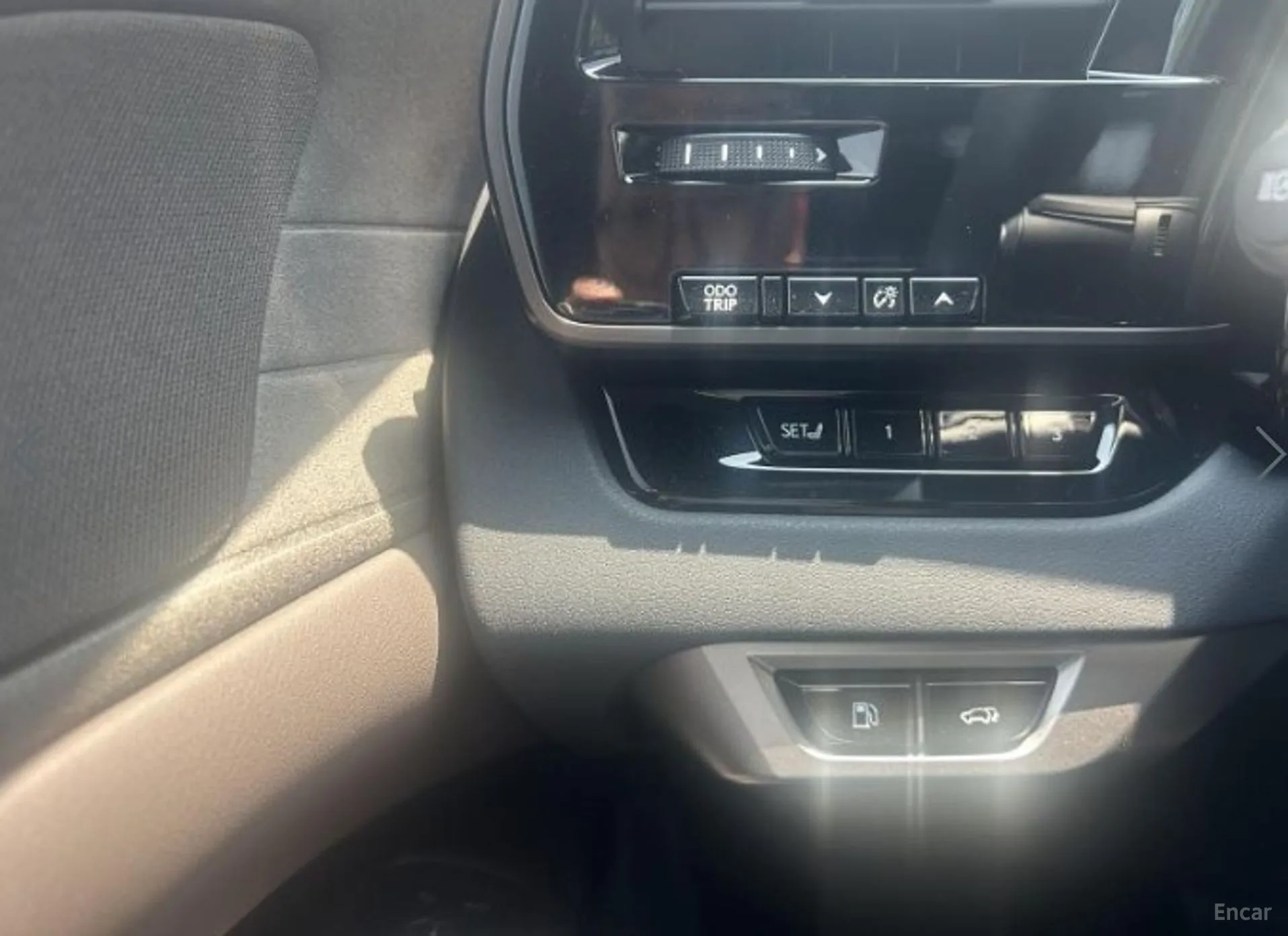 Lexus RX450h + 5th Gen превью 14