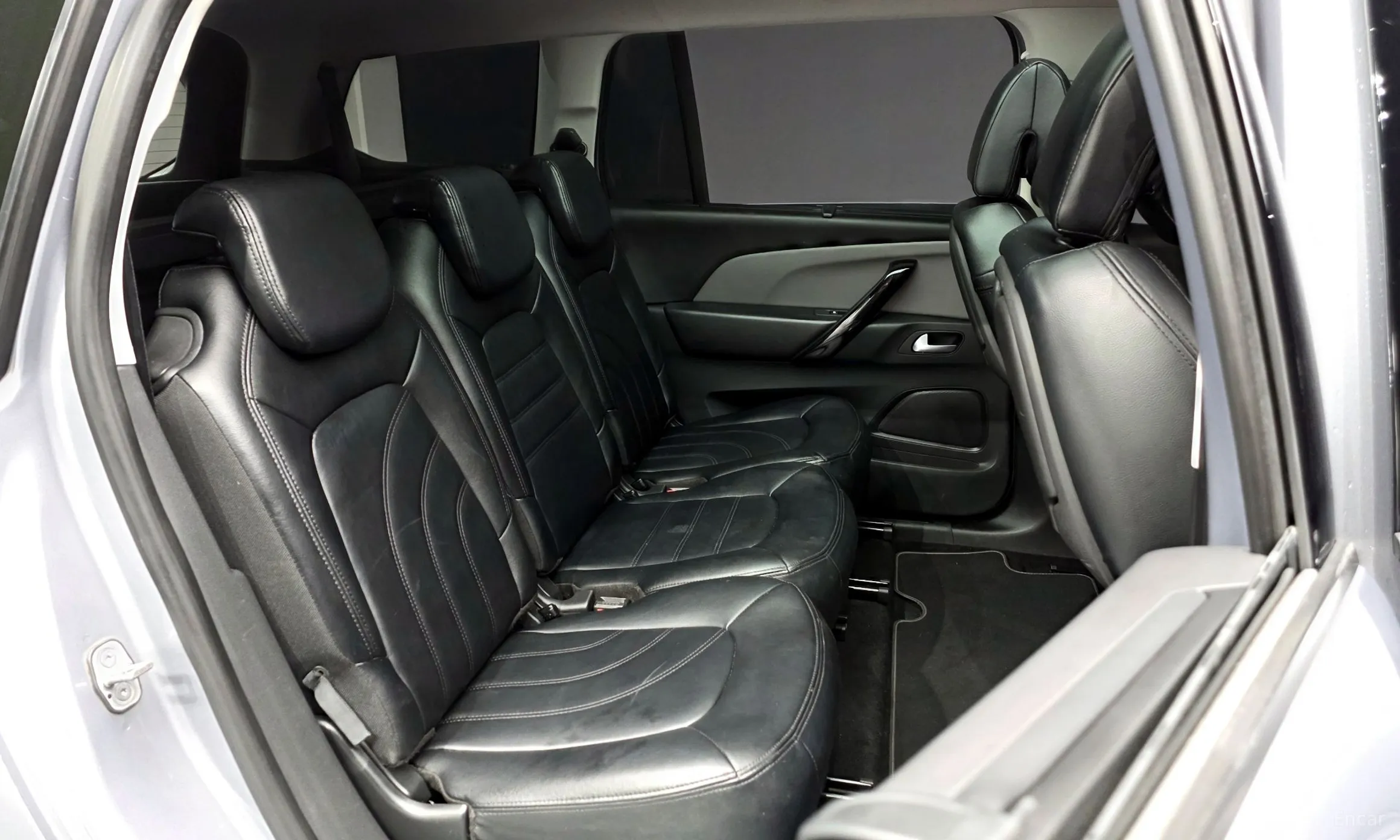 Citroën/DS Grand C4 Picasso превью 11