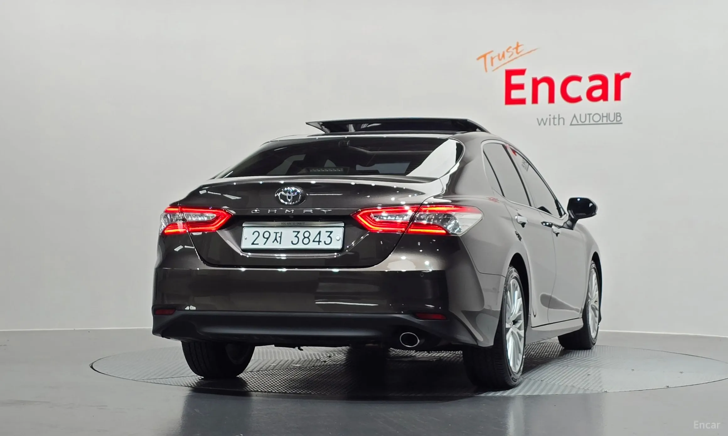 Toyota Camry (XV70) превью 4