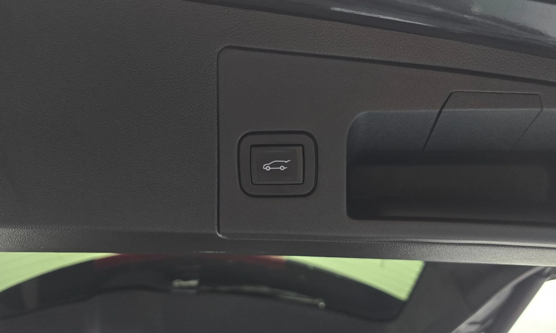 Cadillac XT5 превью 17