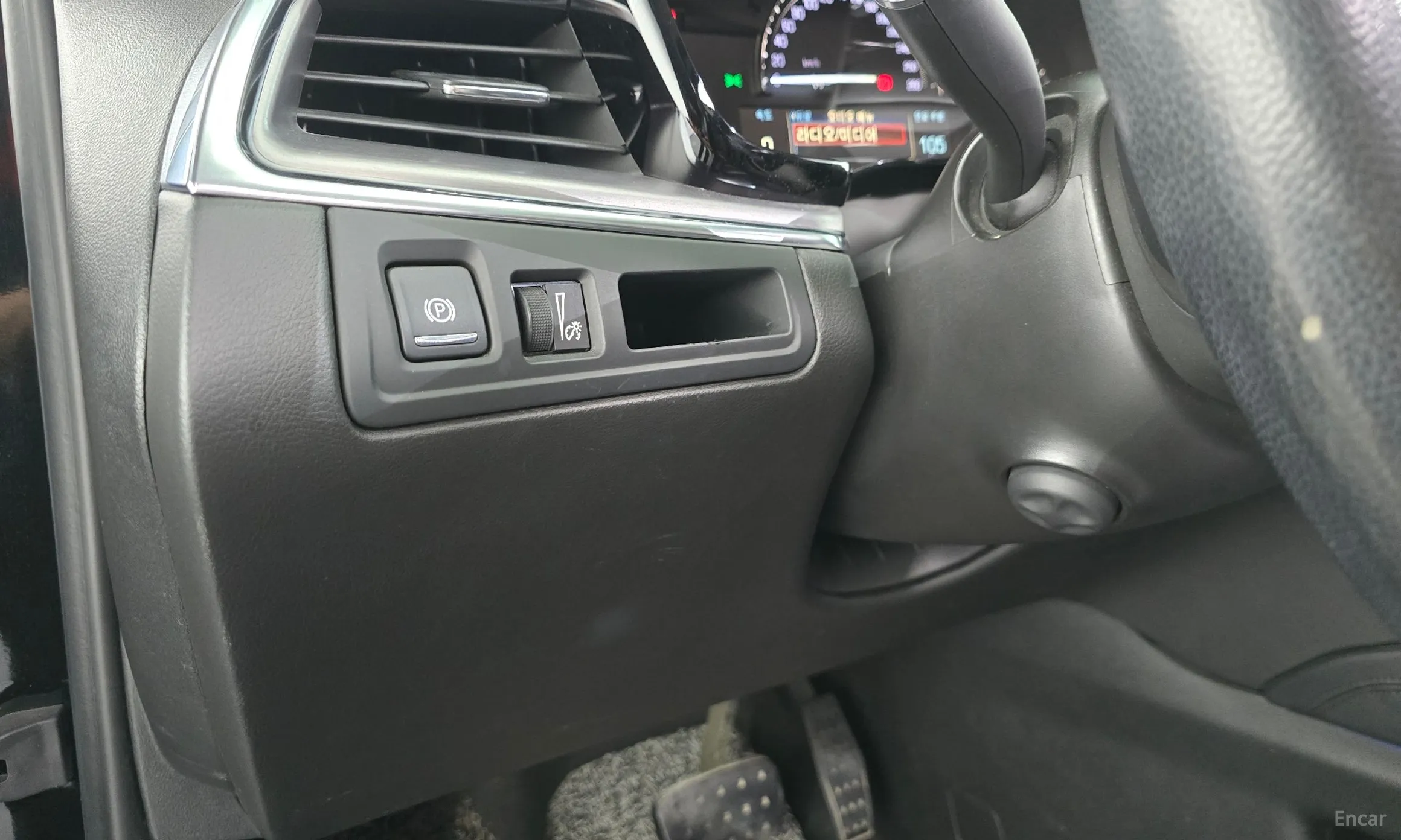 Cadillac XT5 превью 20