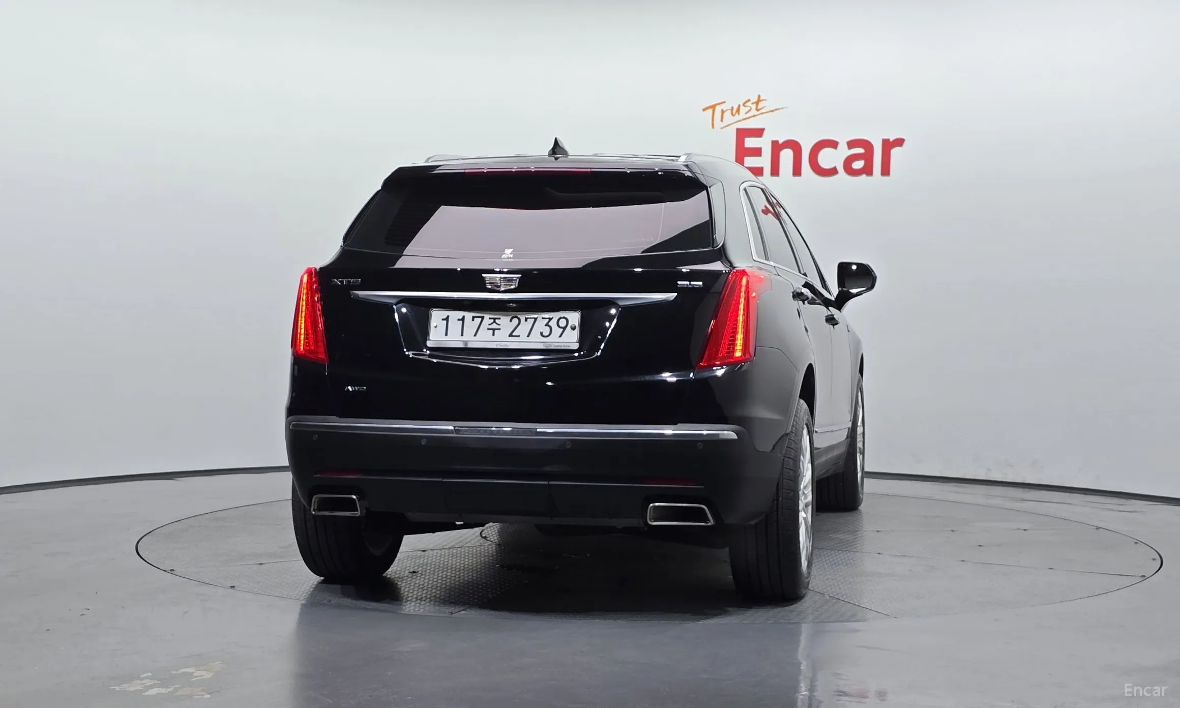 Cadillac XT5 превью 4