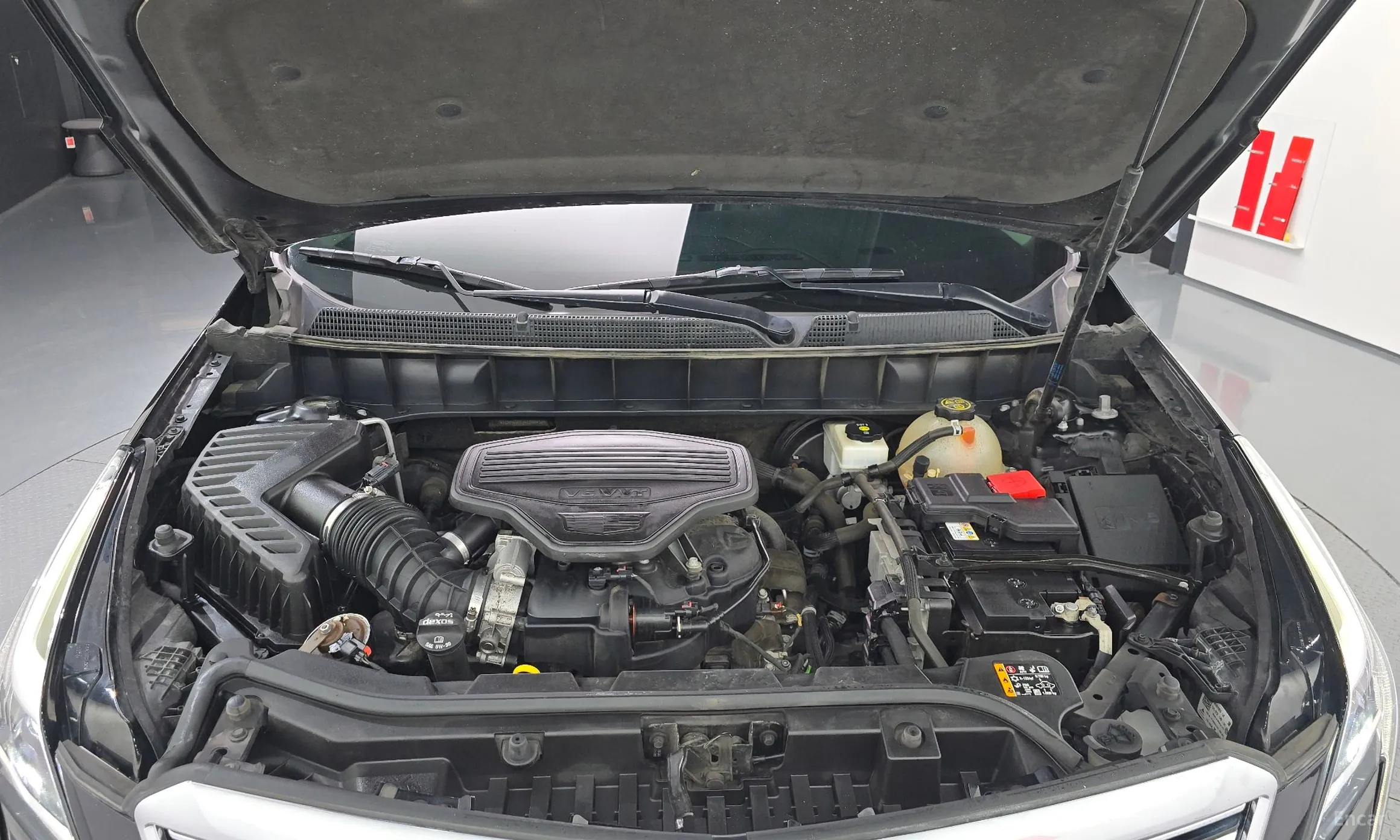 Cadillac XT5 превью 6