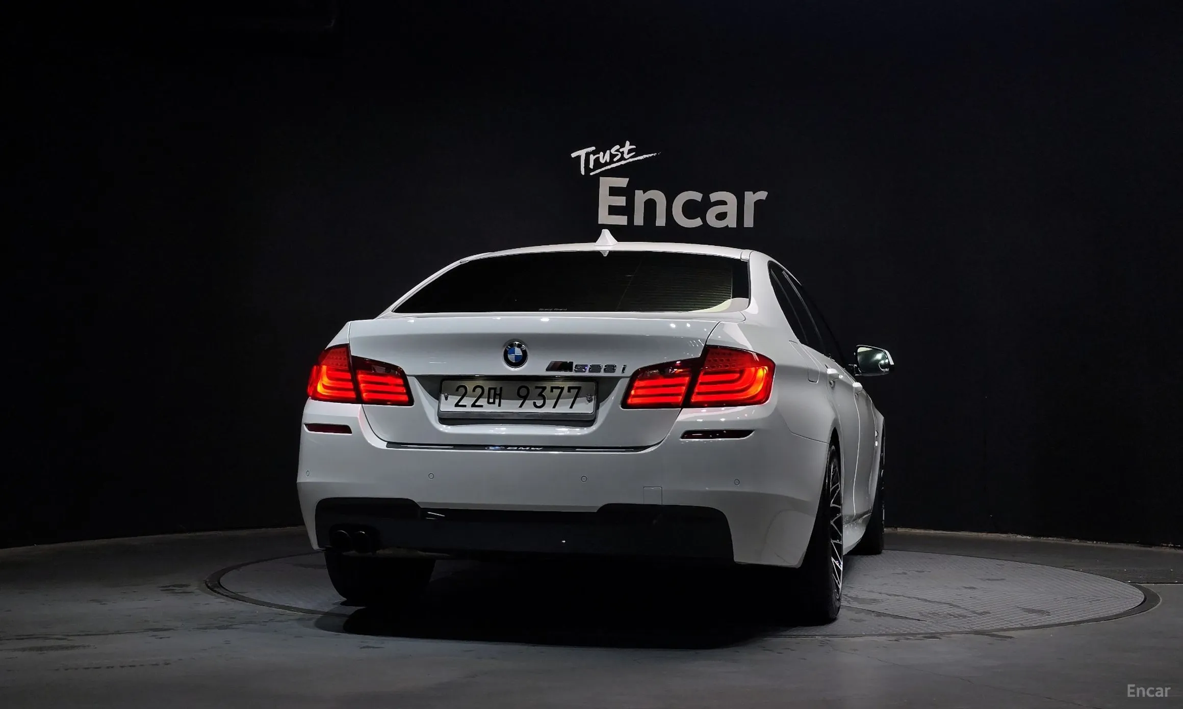 BMW 5 Series (F10) превью 4