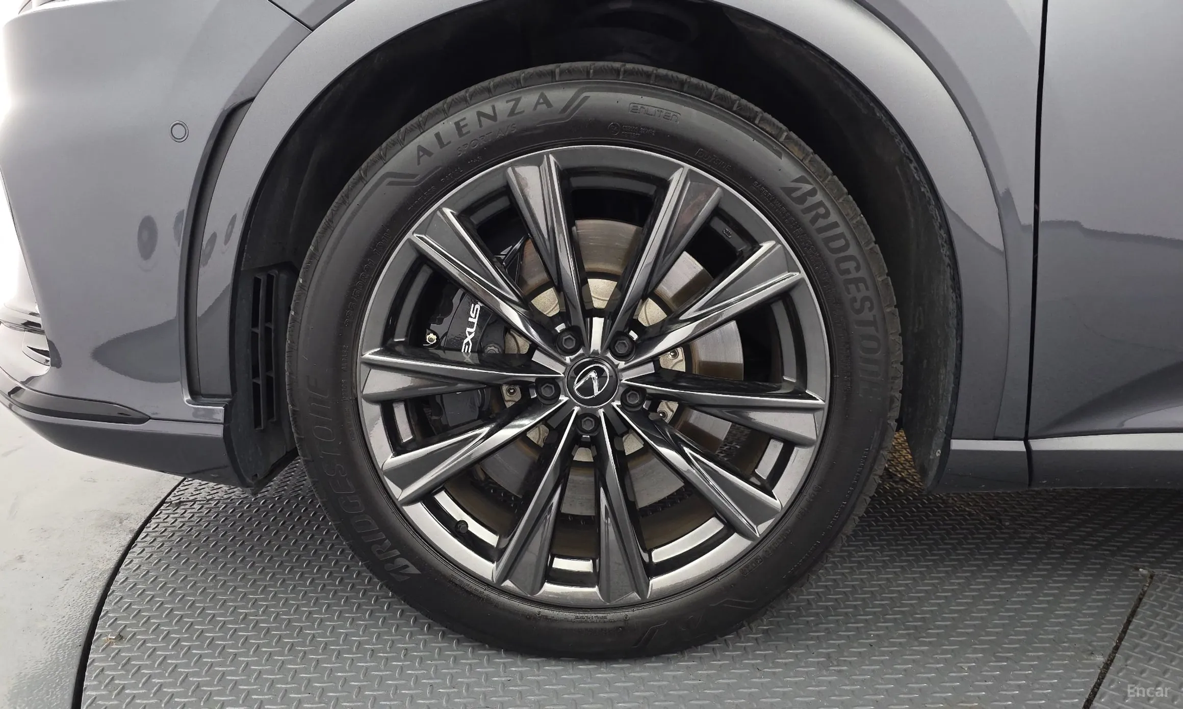 Lexus RX500h 5th Generation превью 5