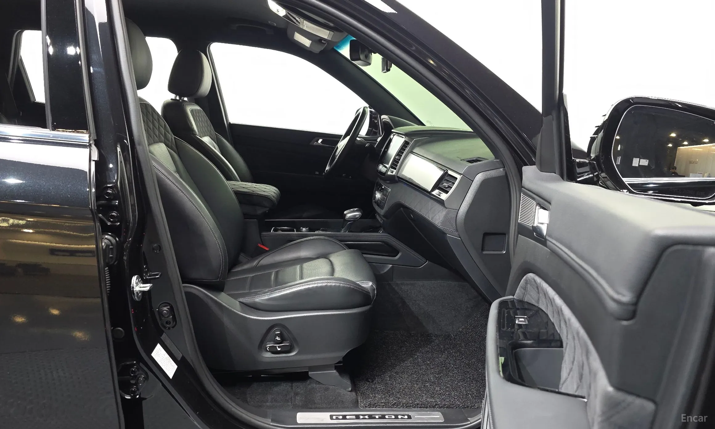 KG Mobility (SsangYong) G4 Rexton превью 11