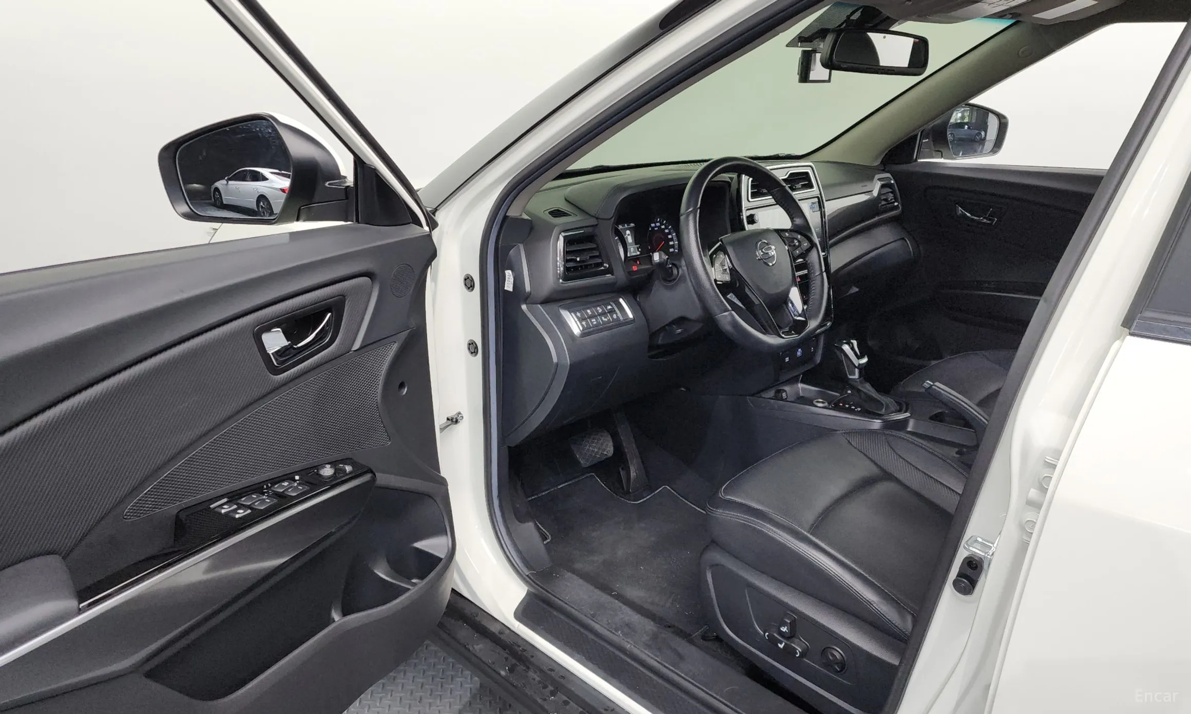 KG Mobility (SsangYong) Berry New Tivoli превью 10