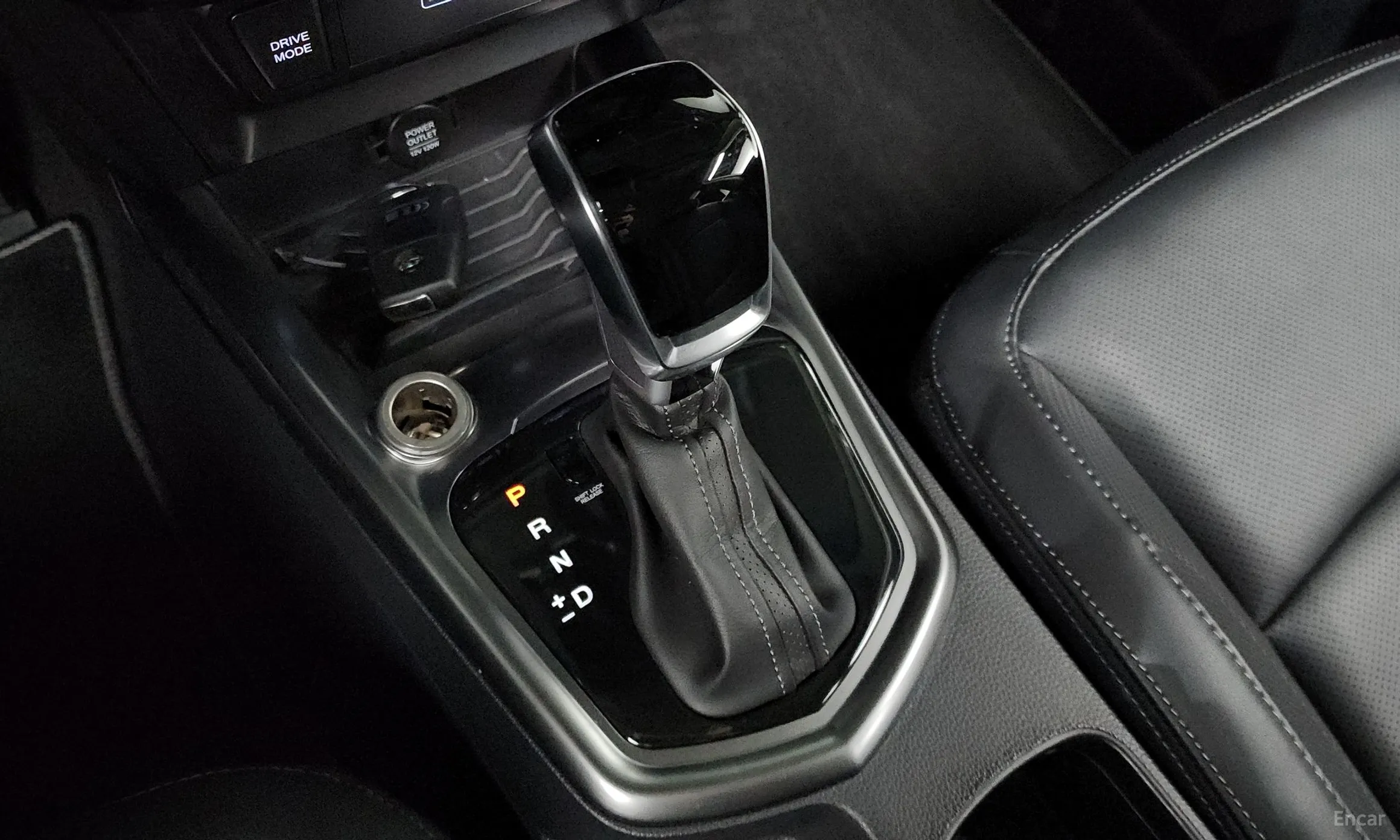 KG Mobility (SsangYong) Berry New Tivoli превью 9