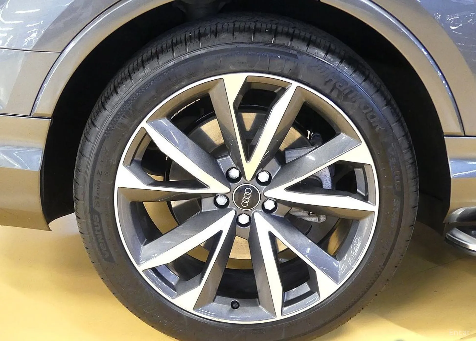 Audi Q7 (4M) превью 5
