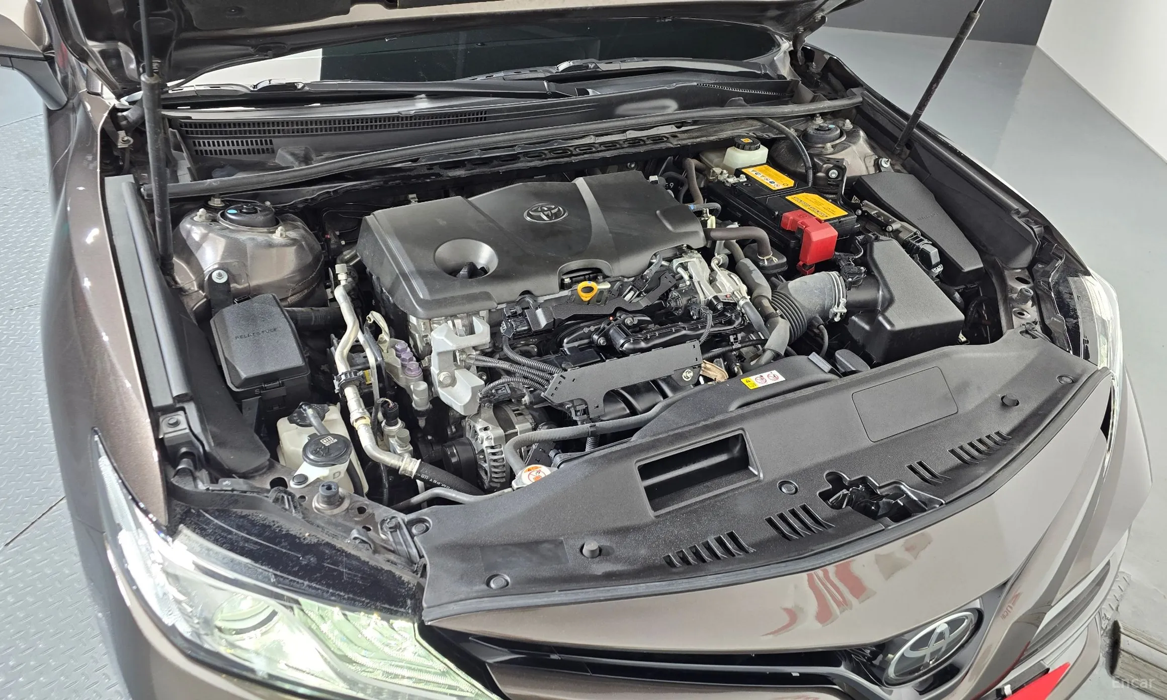 Toyota Camry (XV70) превью 6