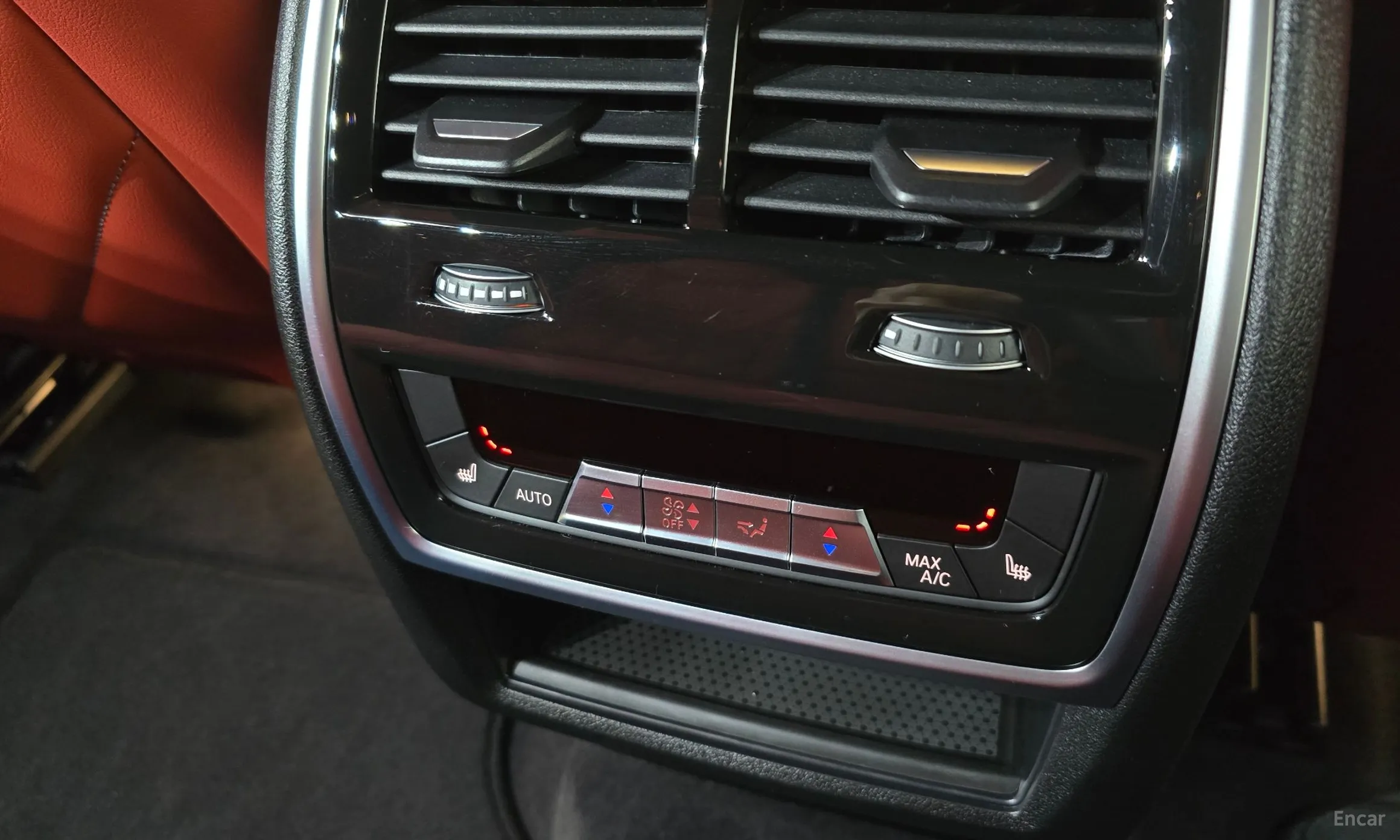 BMW XM (G09) превью 16