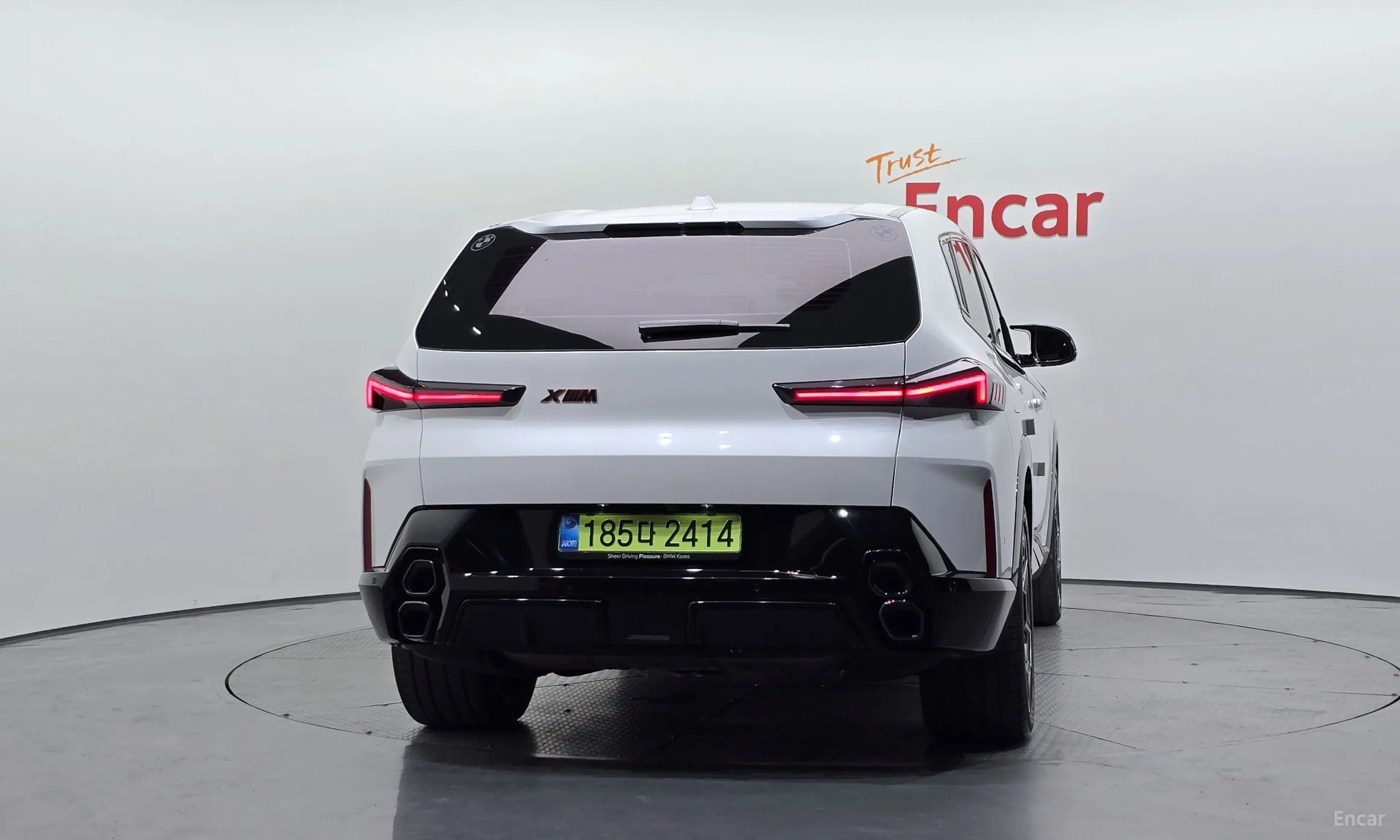 BMW XM (G09) превью 4
