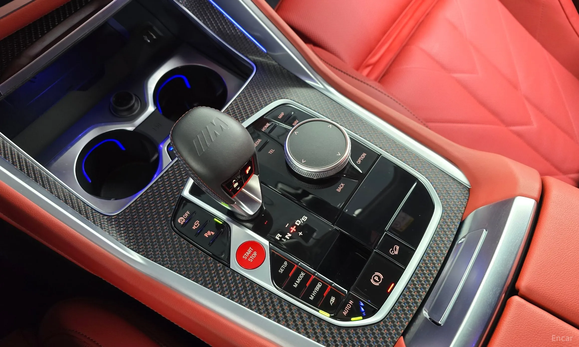 BMW XM (G09) превью 9